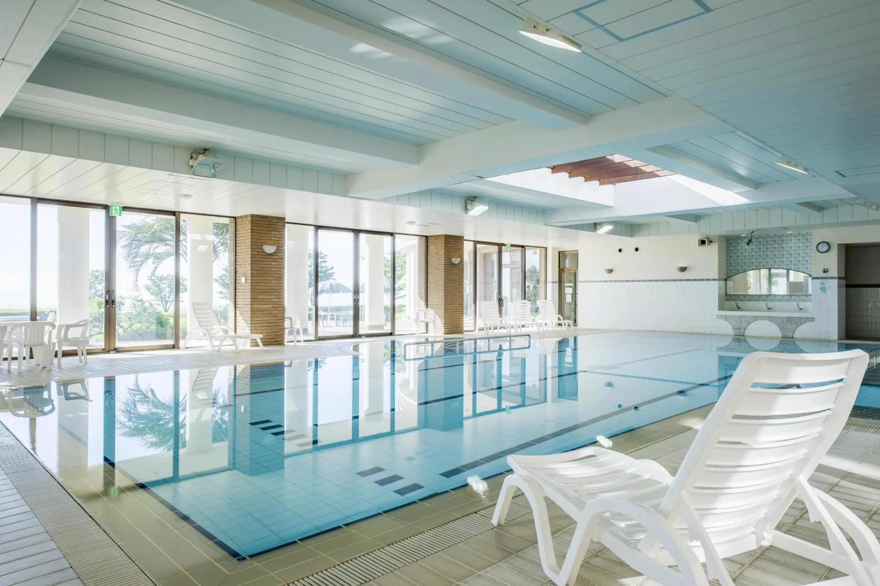 Swimming pool in Hotel Village Izukogen