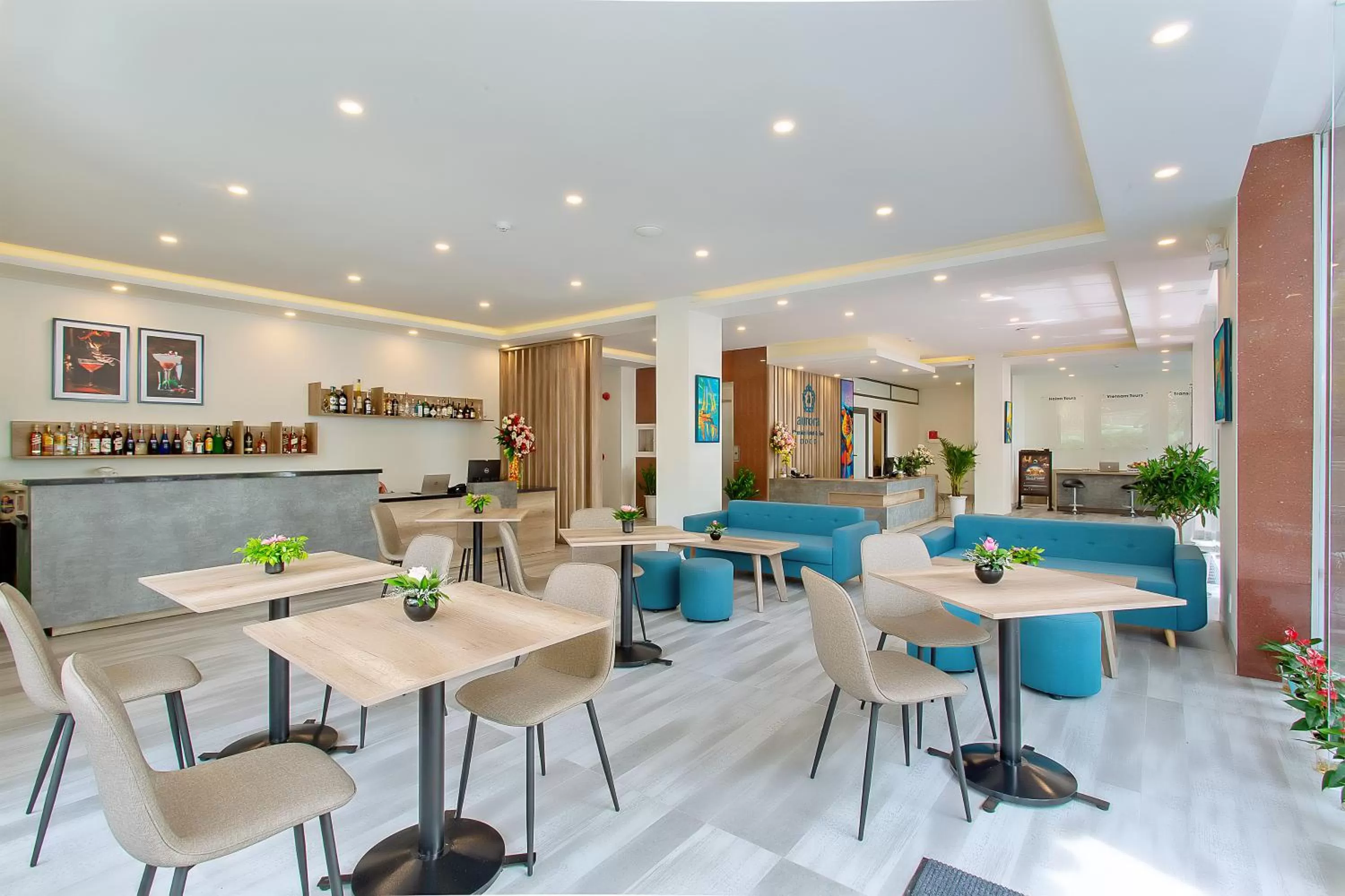 Lounge or bar in Hoi An Aurora Riverside Hotel and Spa