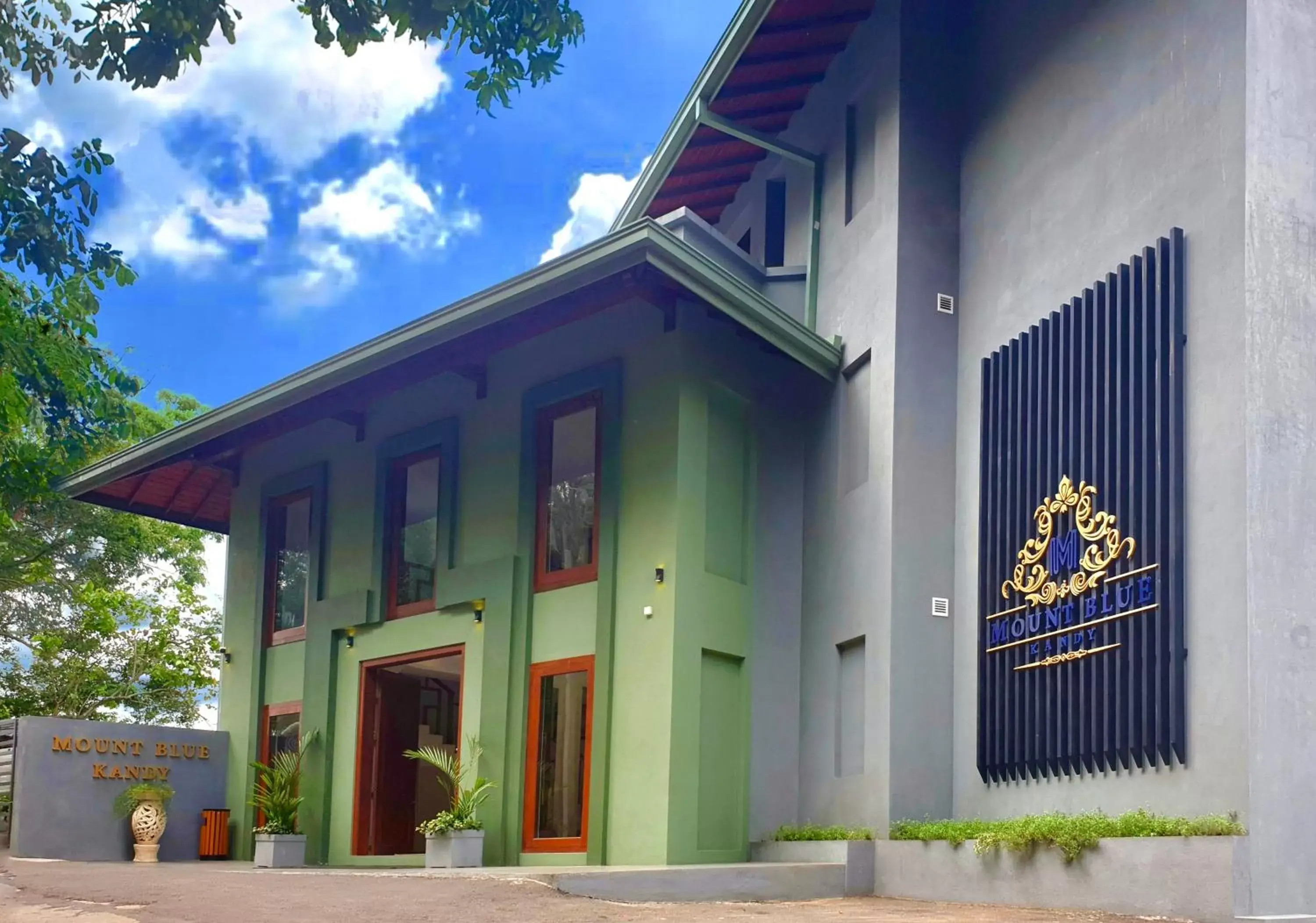 Facade/entrance, Property Building in Mount Blue Kandy