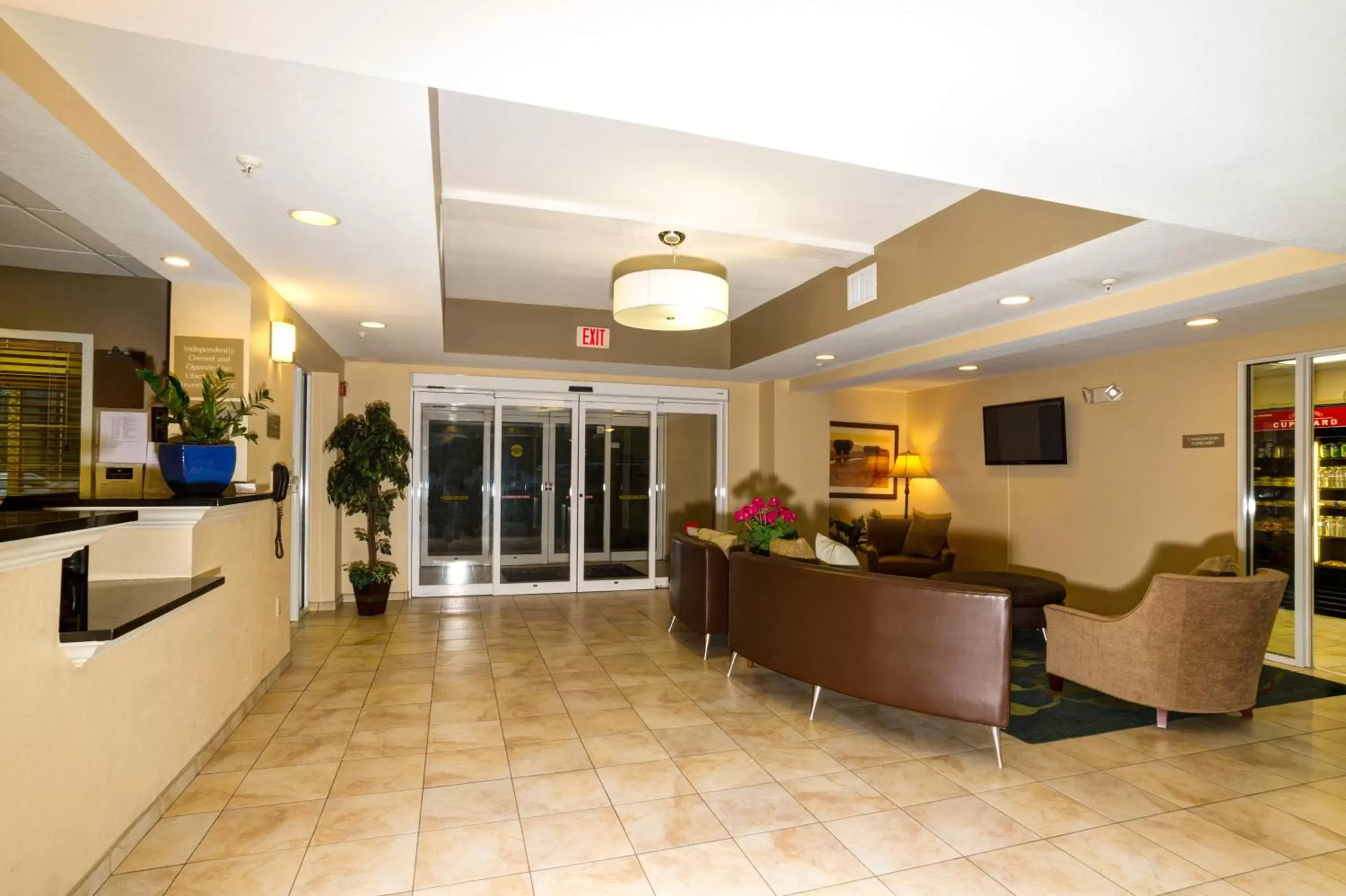 Lobby or reception, Lobby/Reception in Candlewood Suites Fort Myers Interstate 75, an IHG Hotel