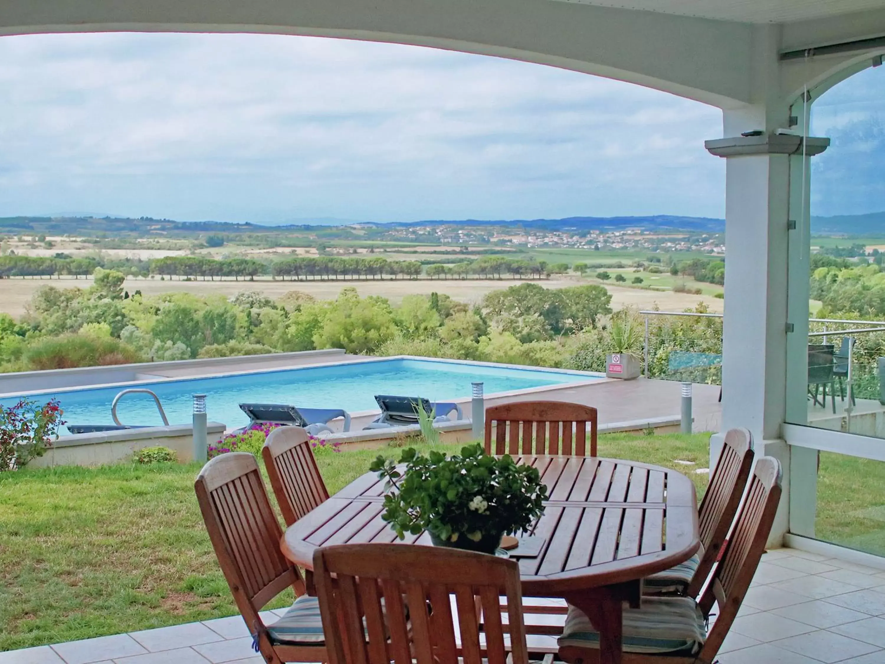 View (from property/room), Swimming Pool in B&B-Les Balcons de Maragon