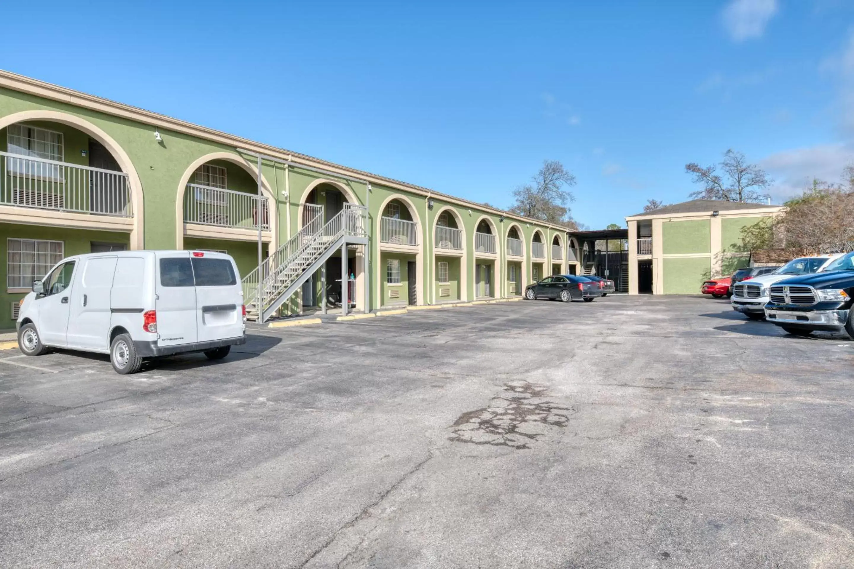 Property Building in OYO Hotel Channelview I-10