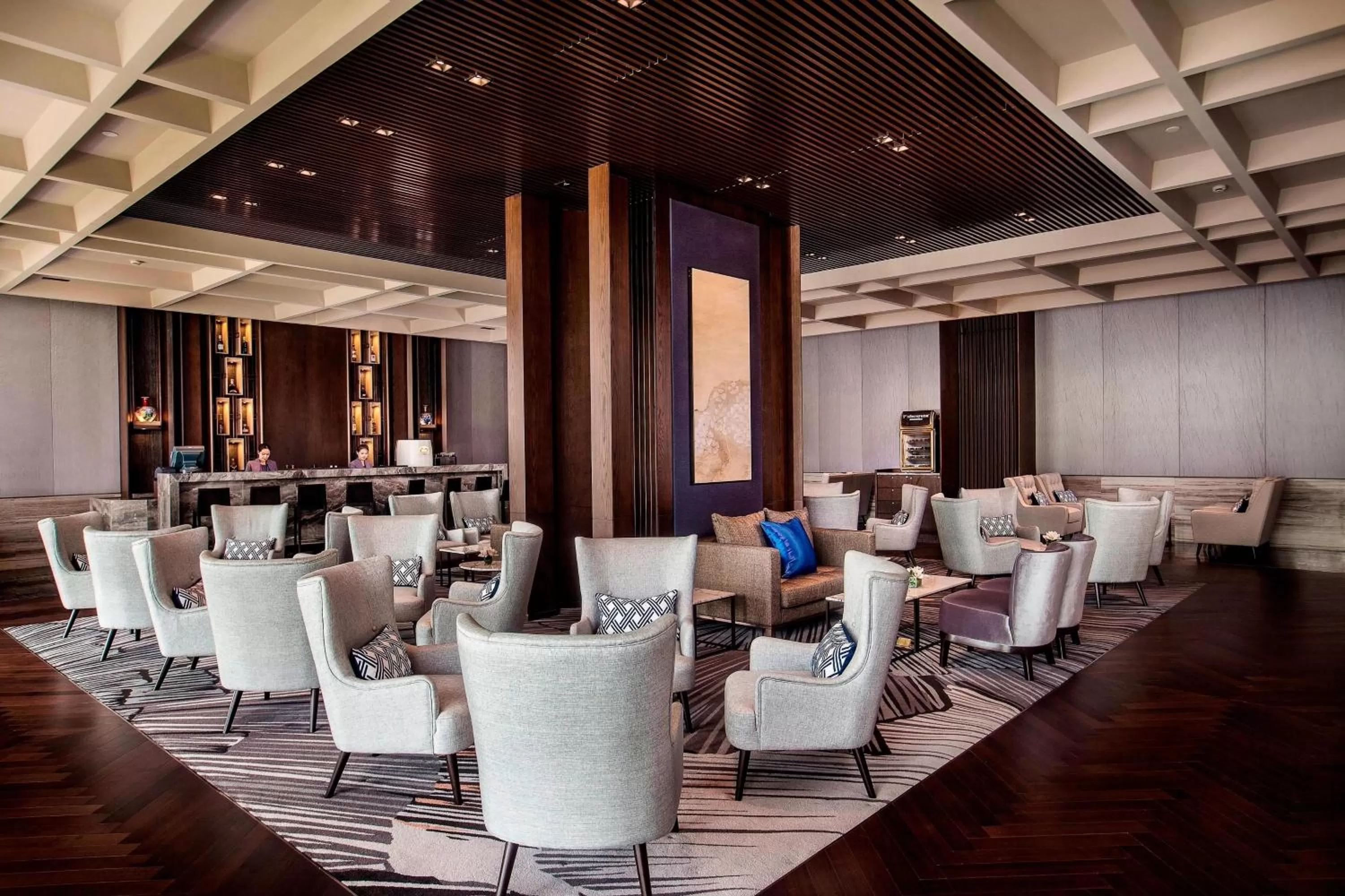 Lounge or bar in Courtyard by Marriott Shanghai International Tourism and Resorts Zone