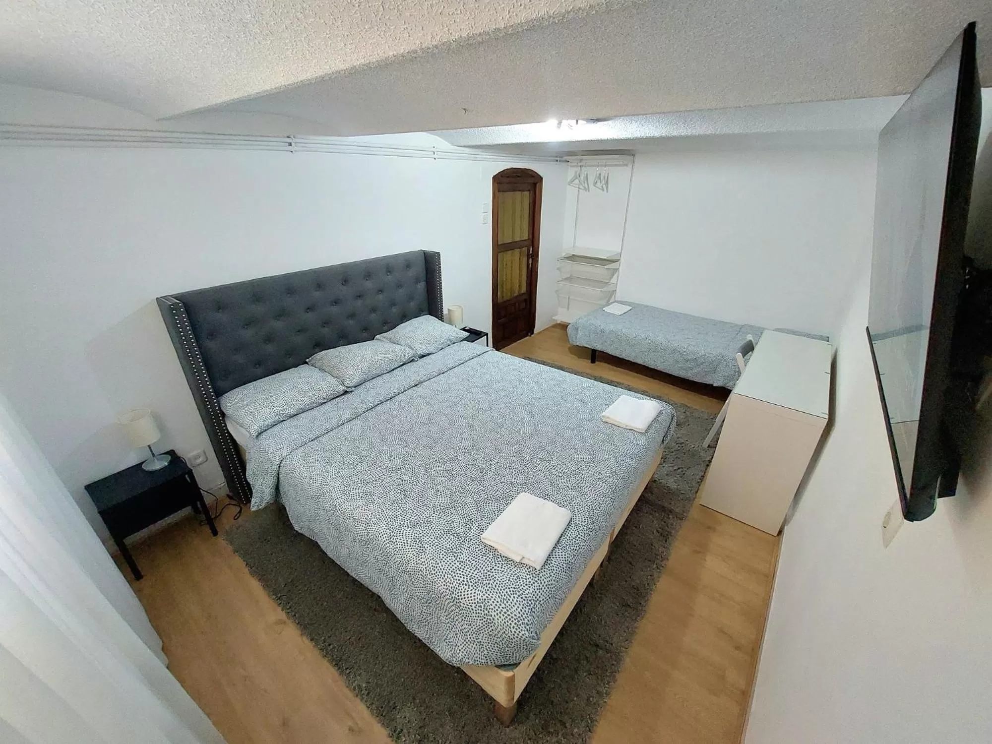 Bed in N1 Casa de Madrid - greenpeace line