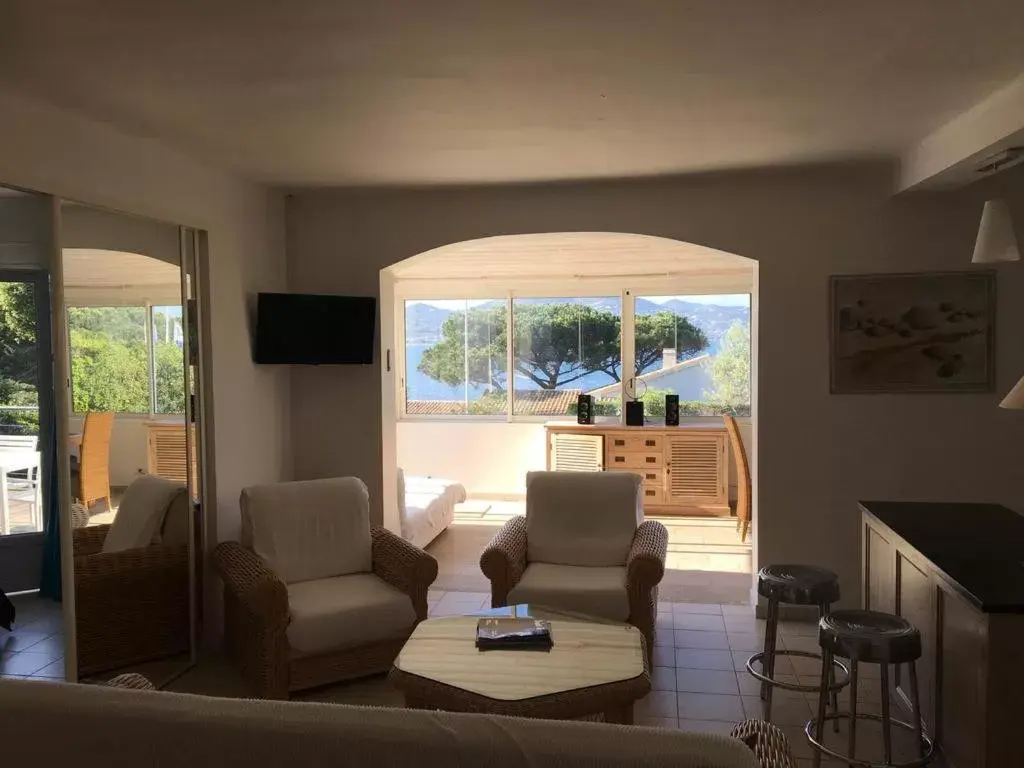 Living room, Seating Area in Hotel Villa Maya