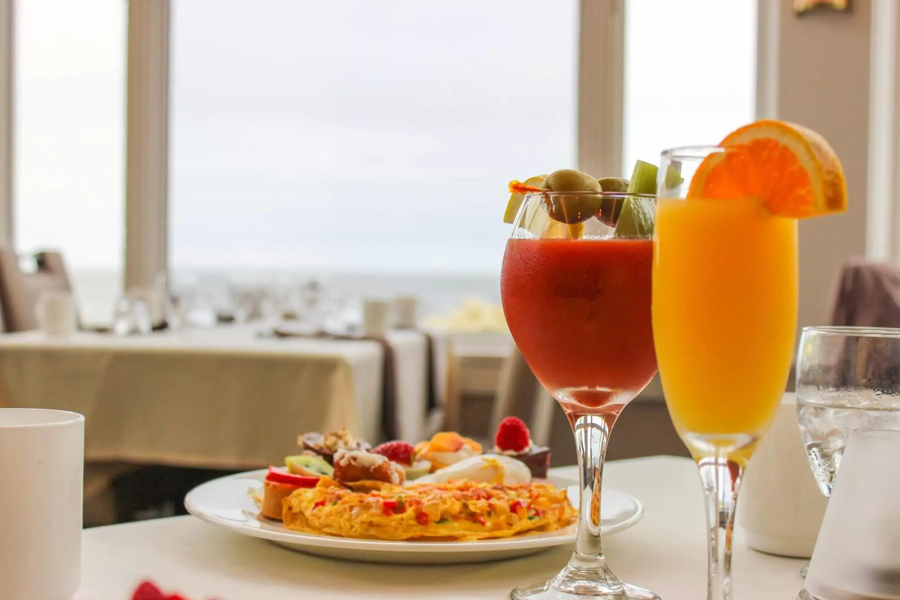 Food and drinks in Water's Edge Resort & Spa Food and drinks in Water's Edge Resort & Spa