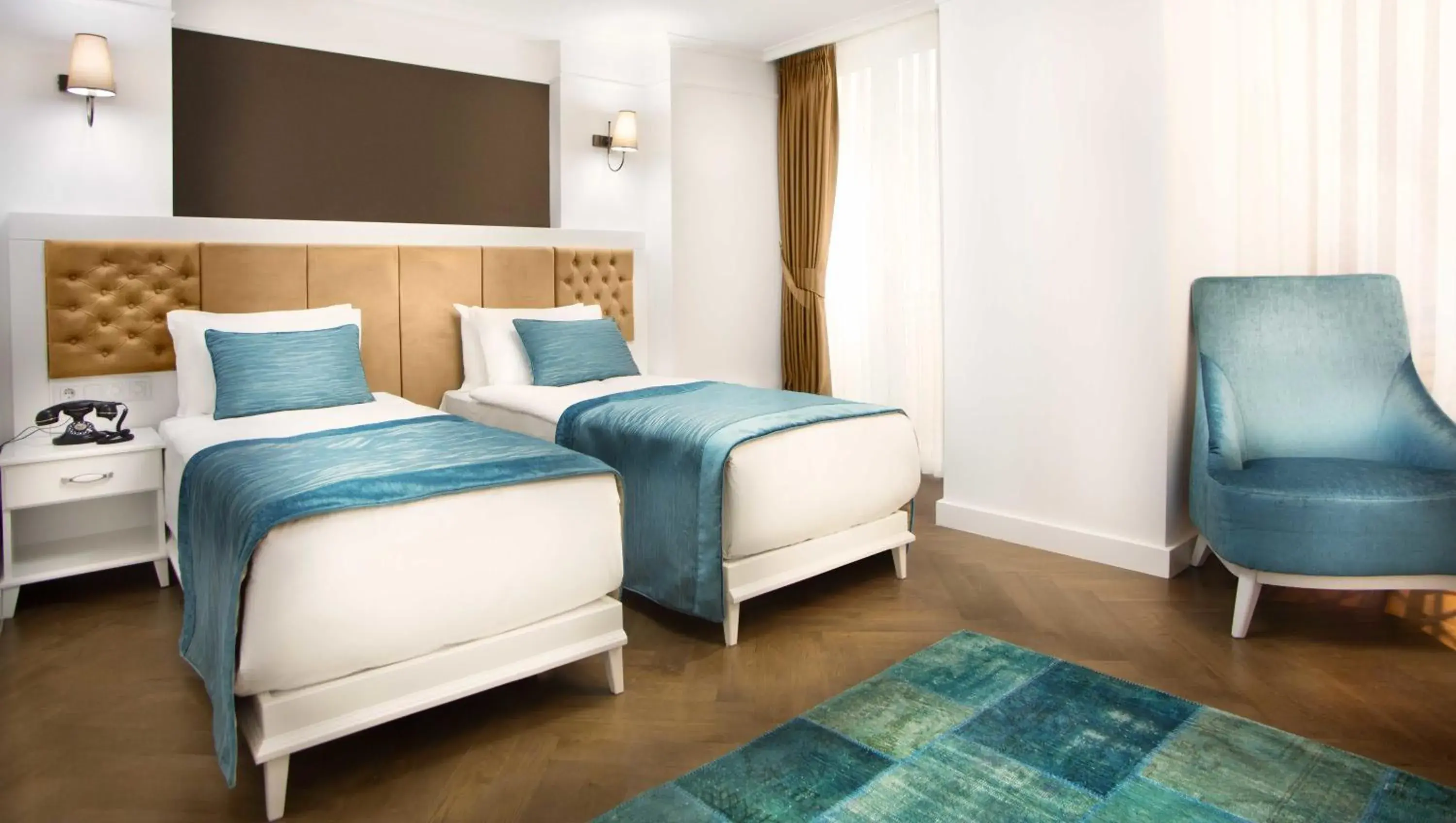 Day, Bed in Astan Hotel Galata