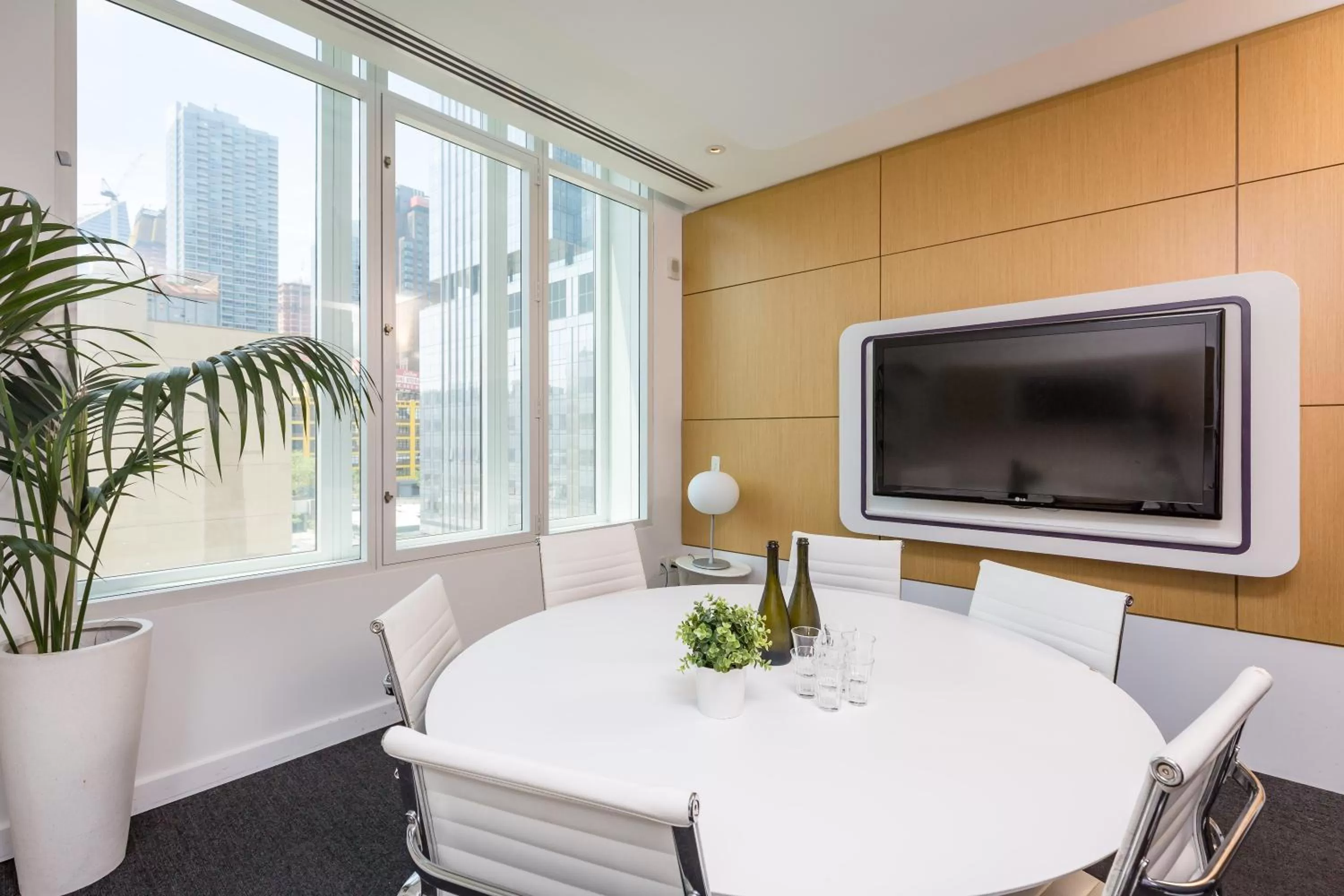 Meeting/conference room in YOTEL New York Times Square