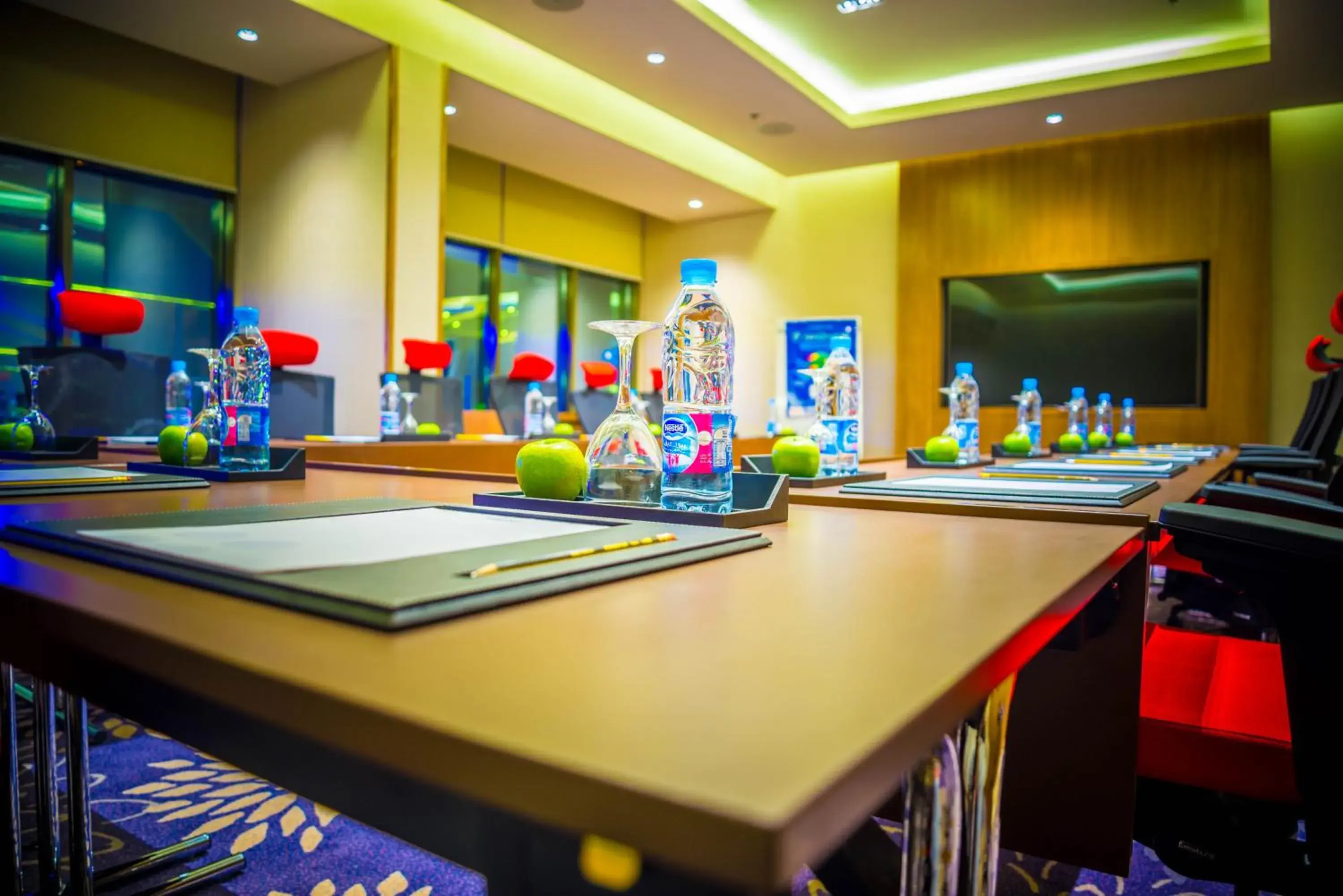 Meeting/conference room, Billiards in Novotel Yanbu Albahr