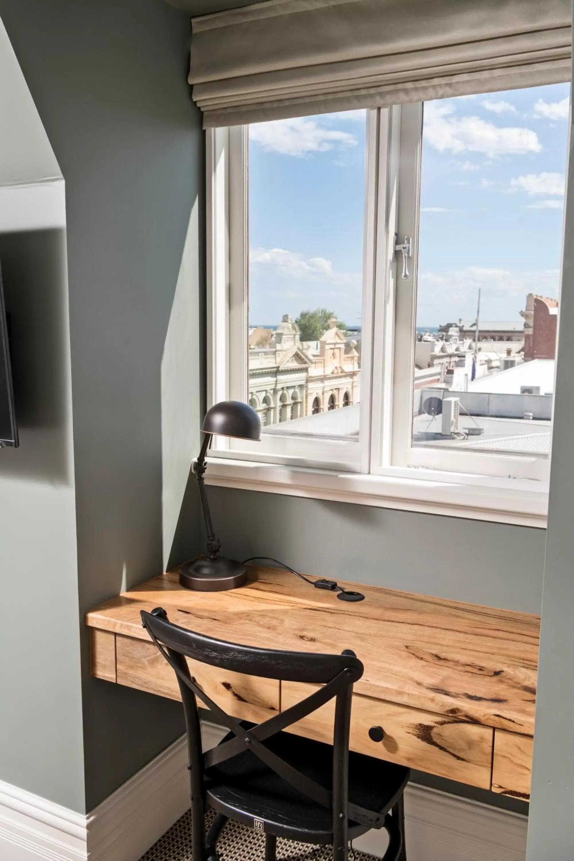 City view in The National Hotel City view in The National Hotel