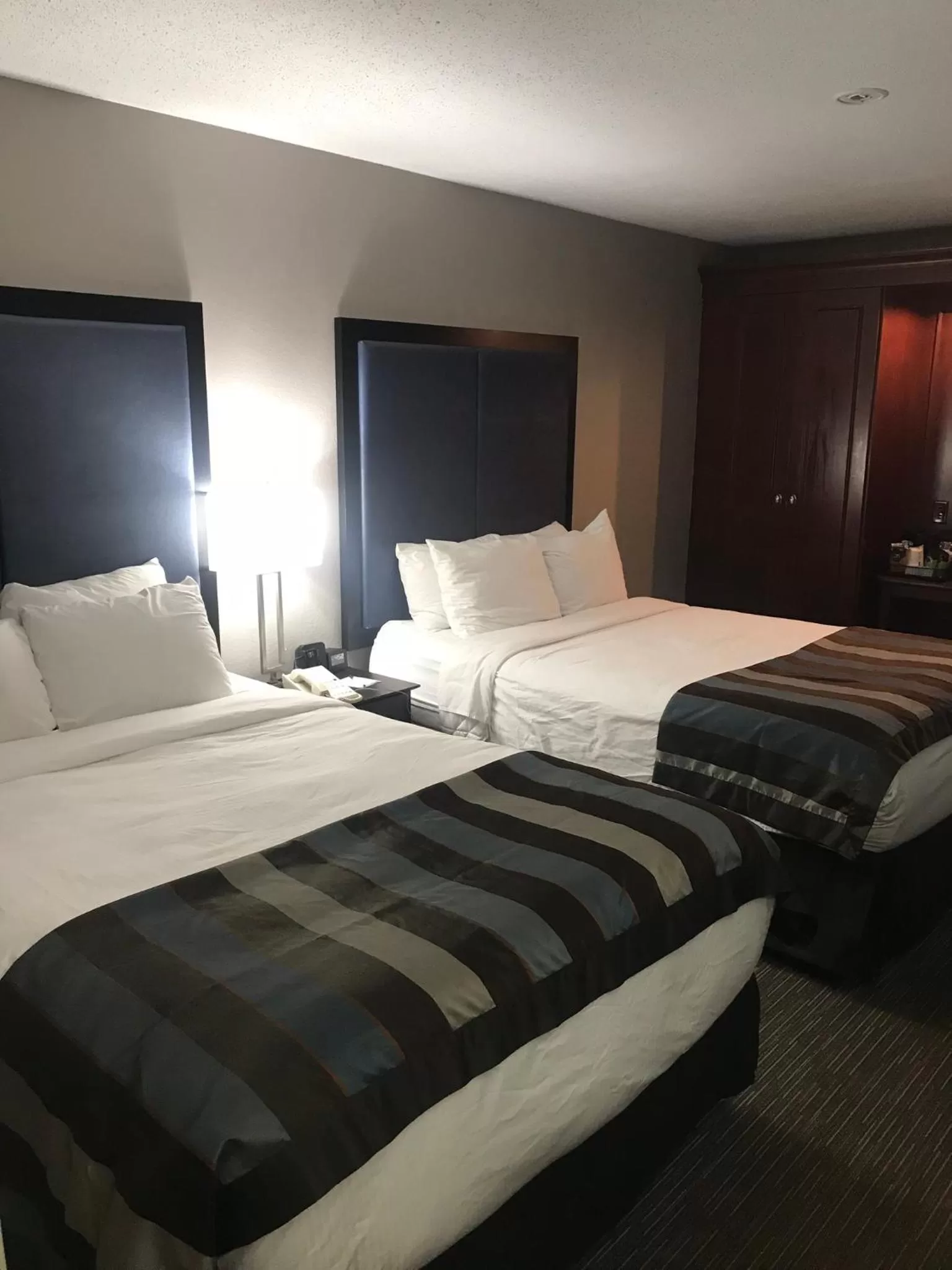 Photo of the whole room, Bed in Wingate by Wyndham Charleston Coliseum