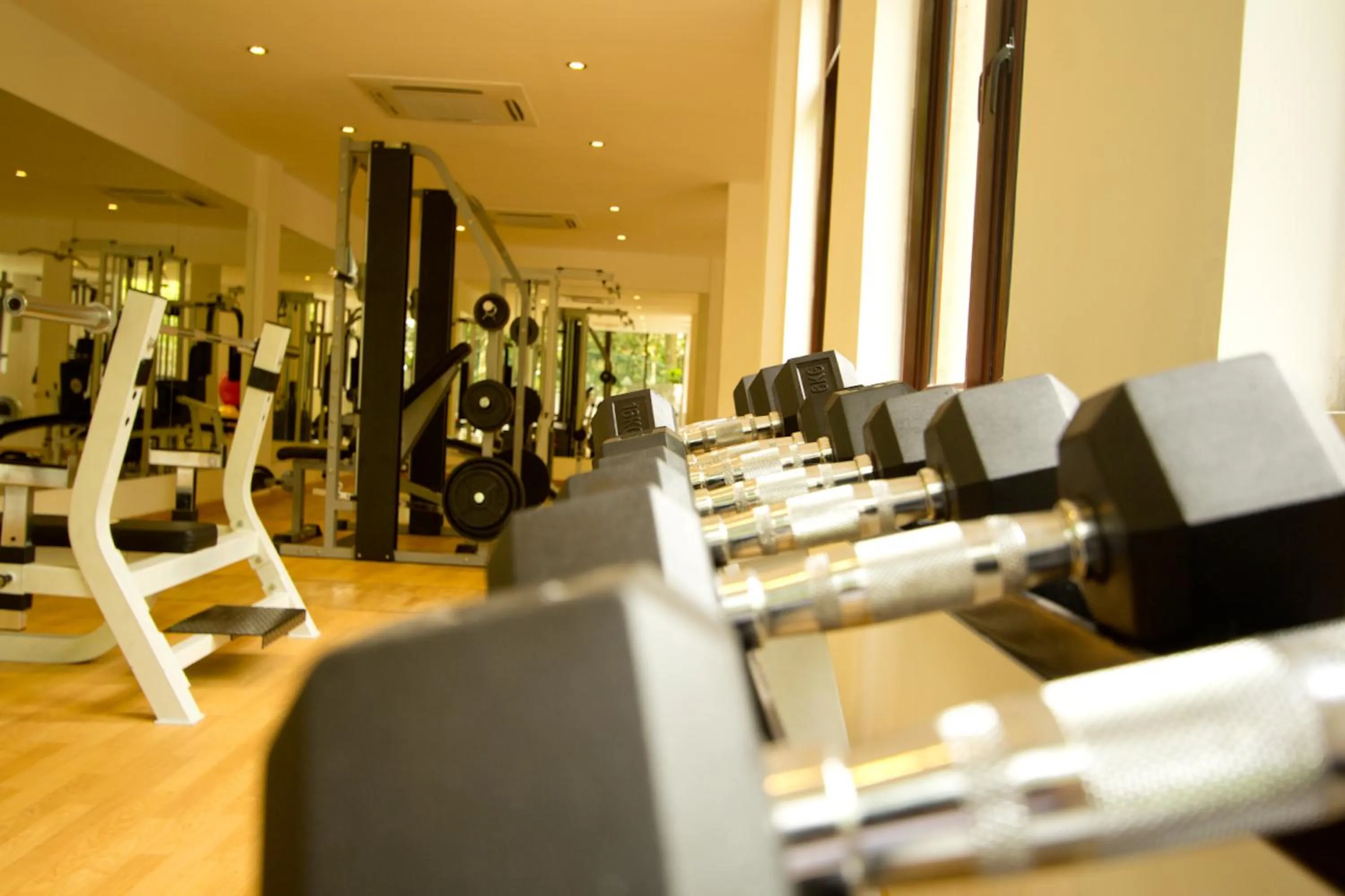 Fitness centre/facilities in Randholee Resort & Spa