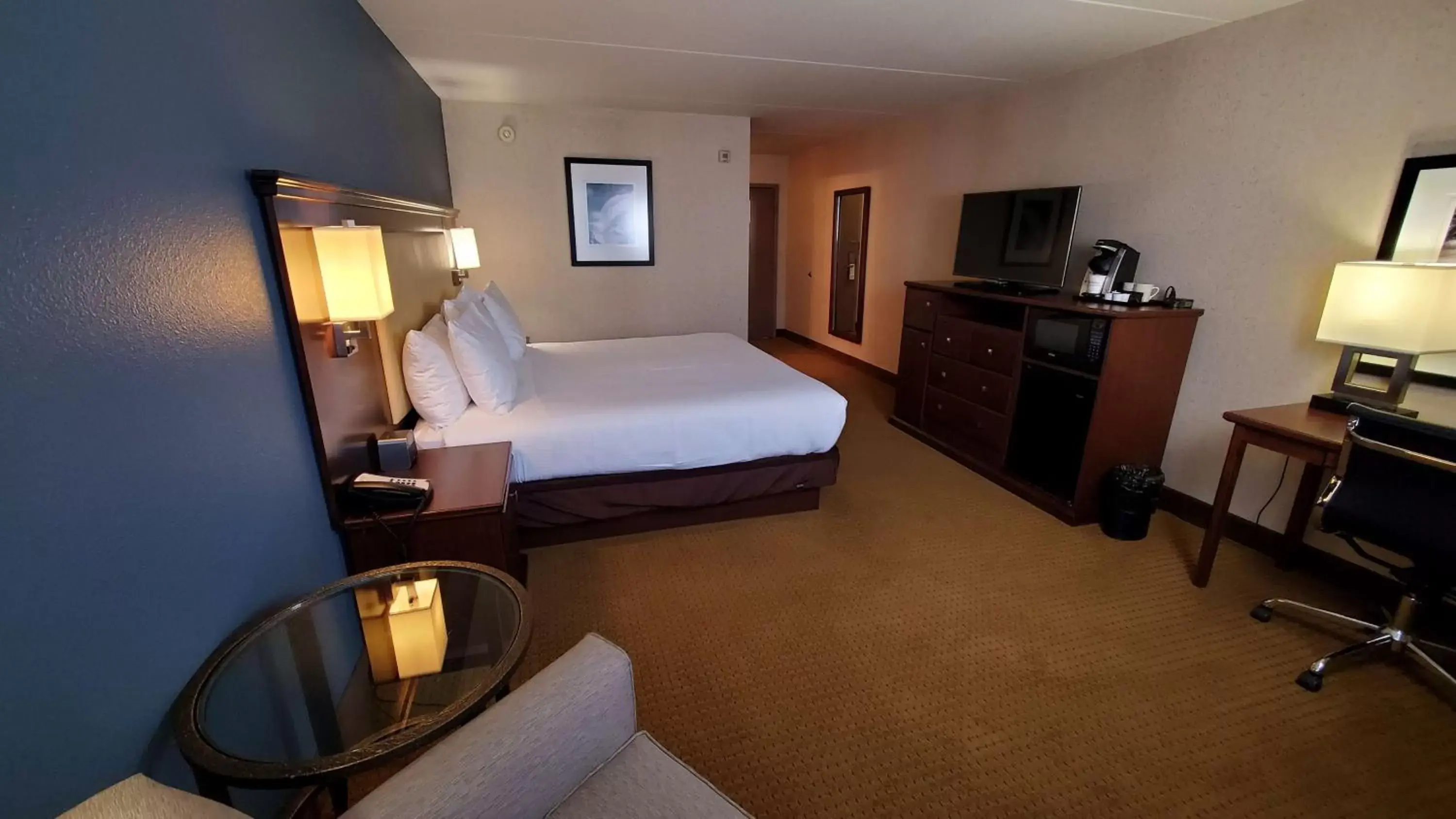 Photo of the whole room in Best Western Plus Coeur d'Alene Inn