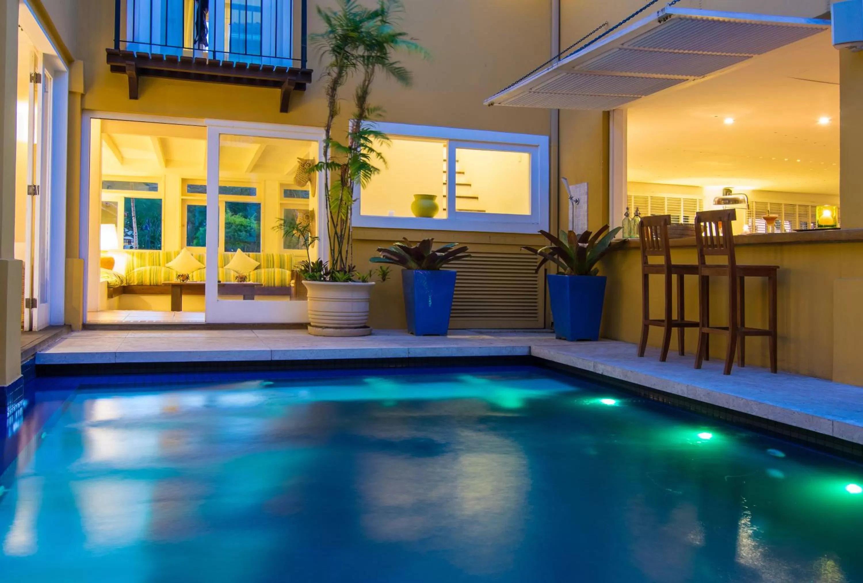 Swimming pool in La Chimère Buzios Essence