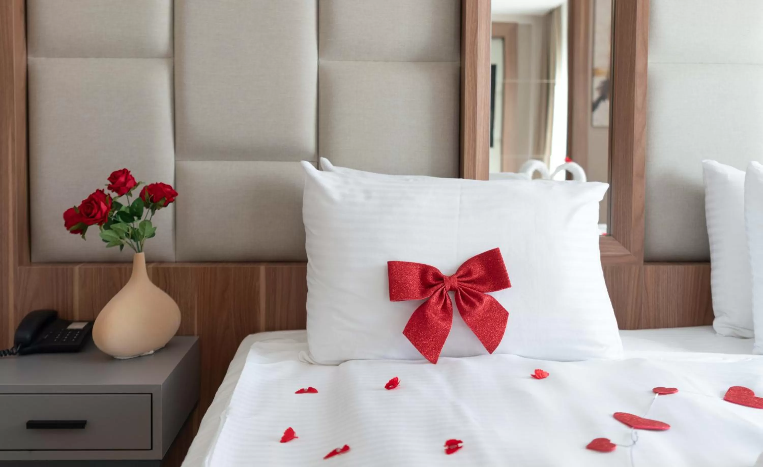 Photo of the whole room, Bed in Four Sides Taksim Lion Hotel&Spa