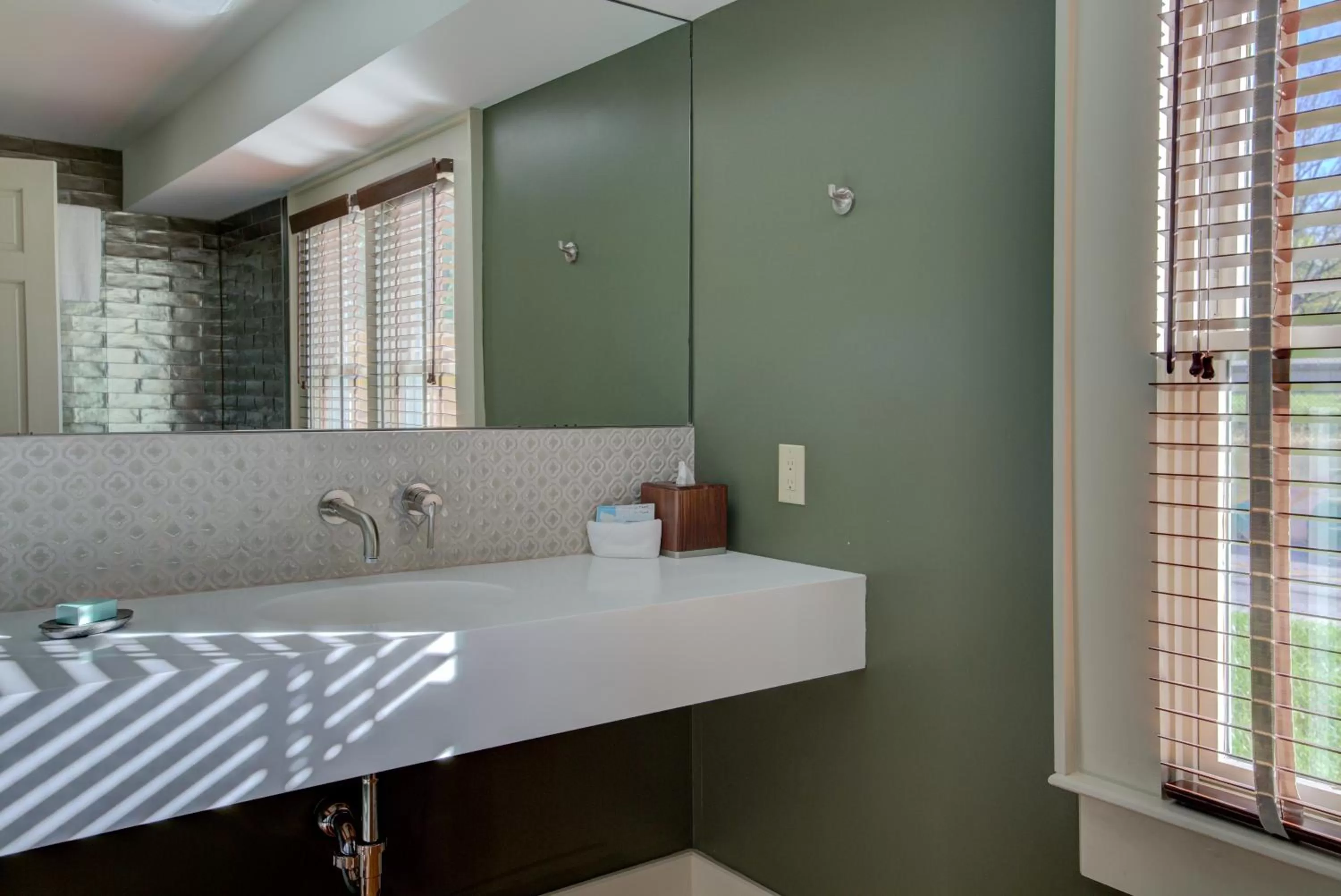 Bathroom in Hotel Broad Ripple