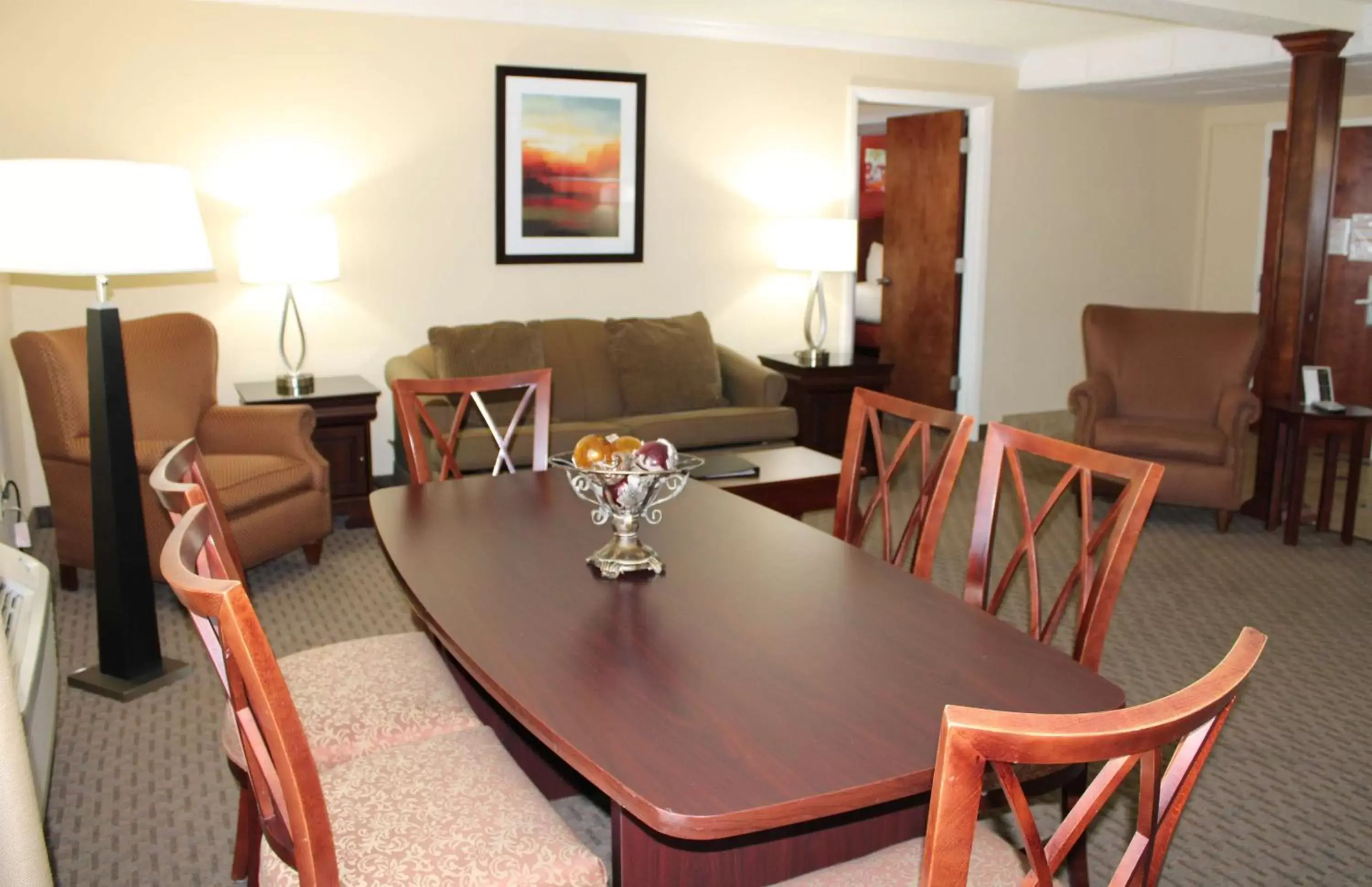 Seating area in Best Western Plus Burlington