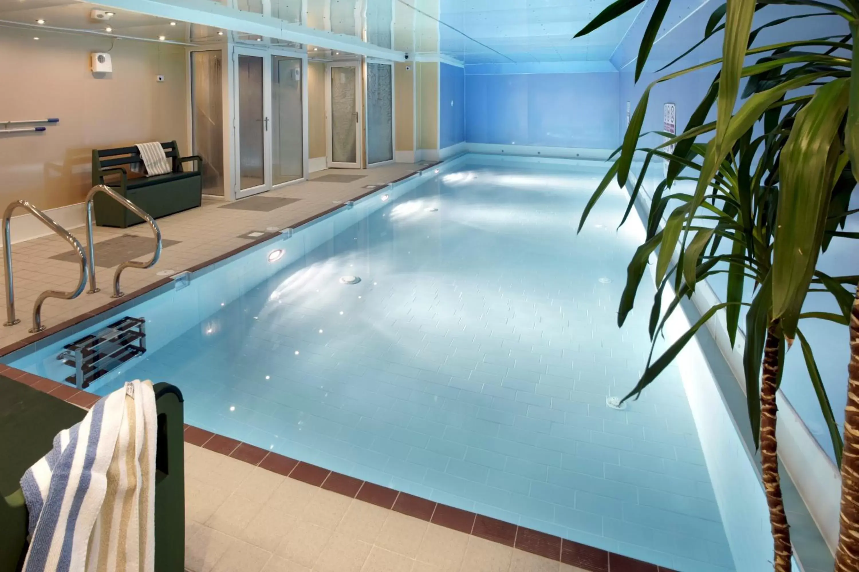Swimming Pool in Discovery Accommodation