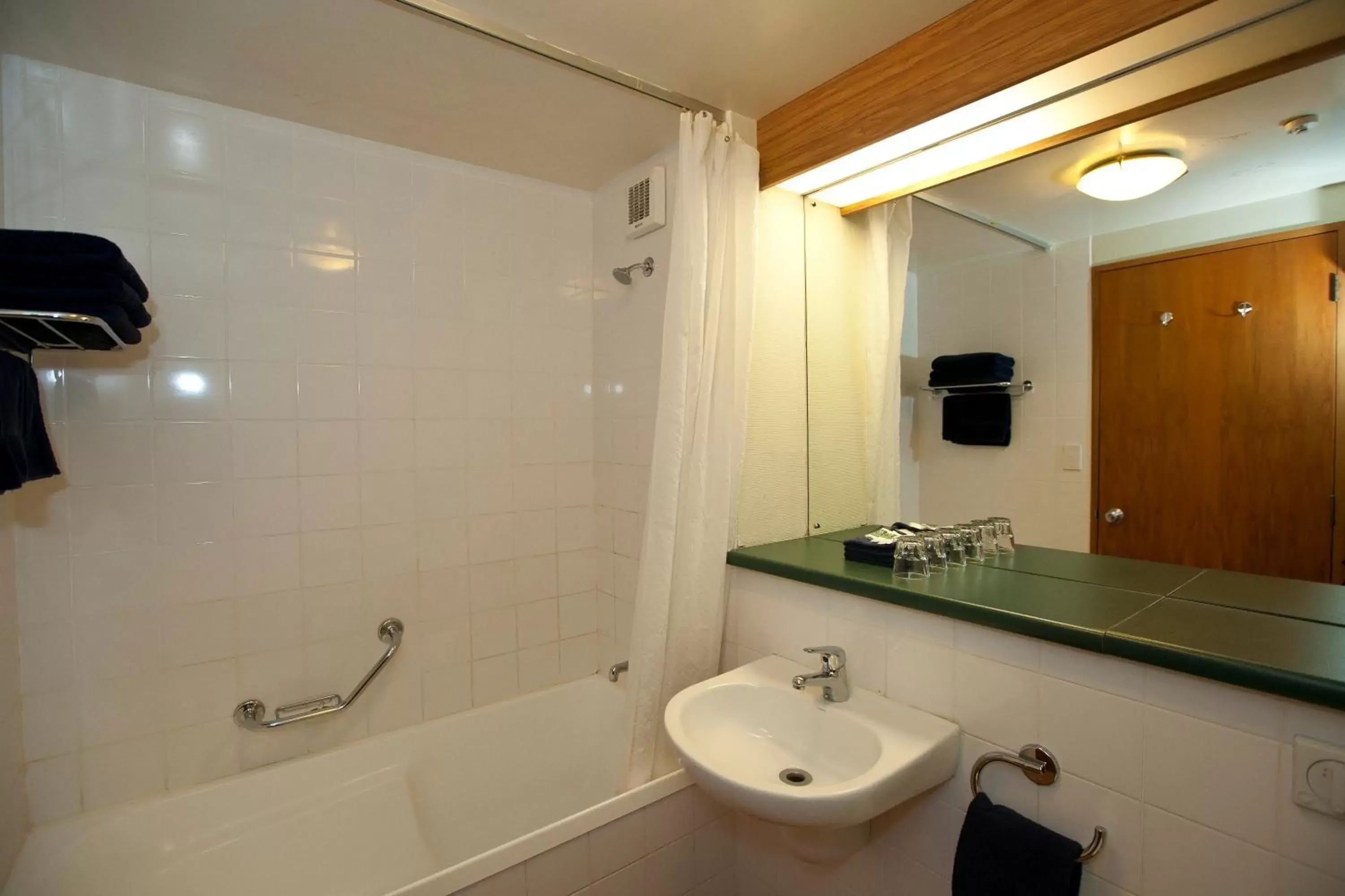 Toilet, Bathroom in Swiss-Belresort Coronet Peak