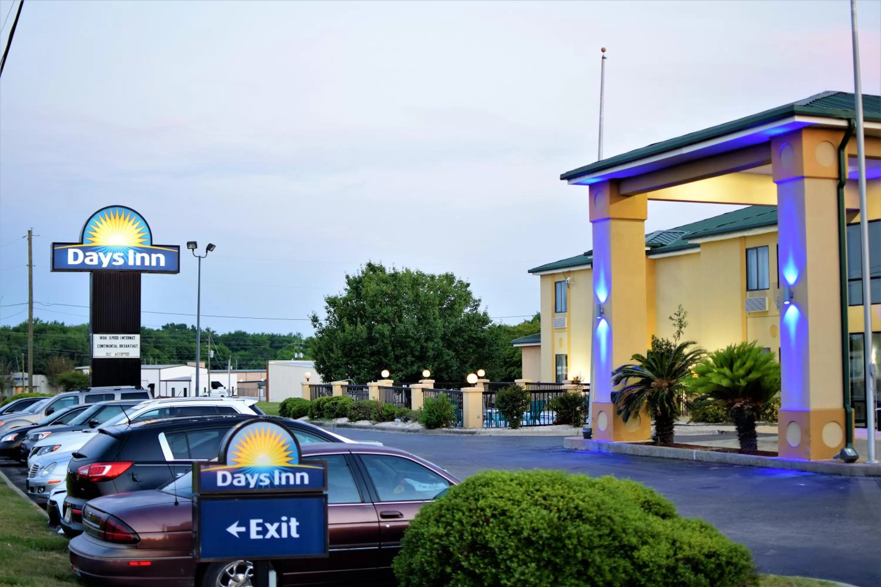 Property building in Days Inn by Wyndham Montgomery