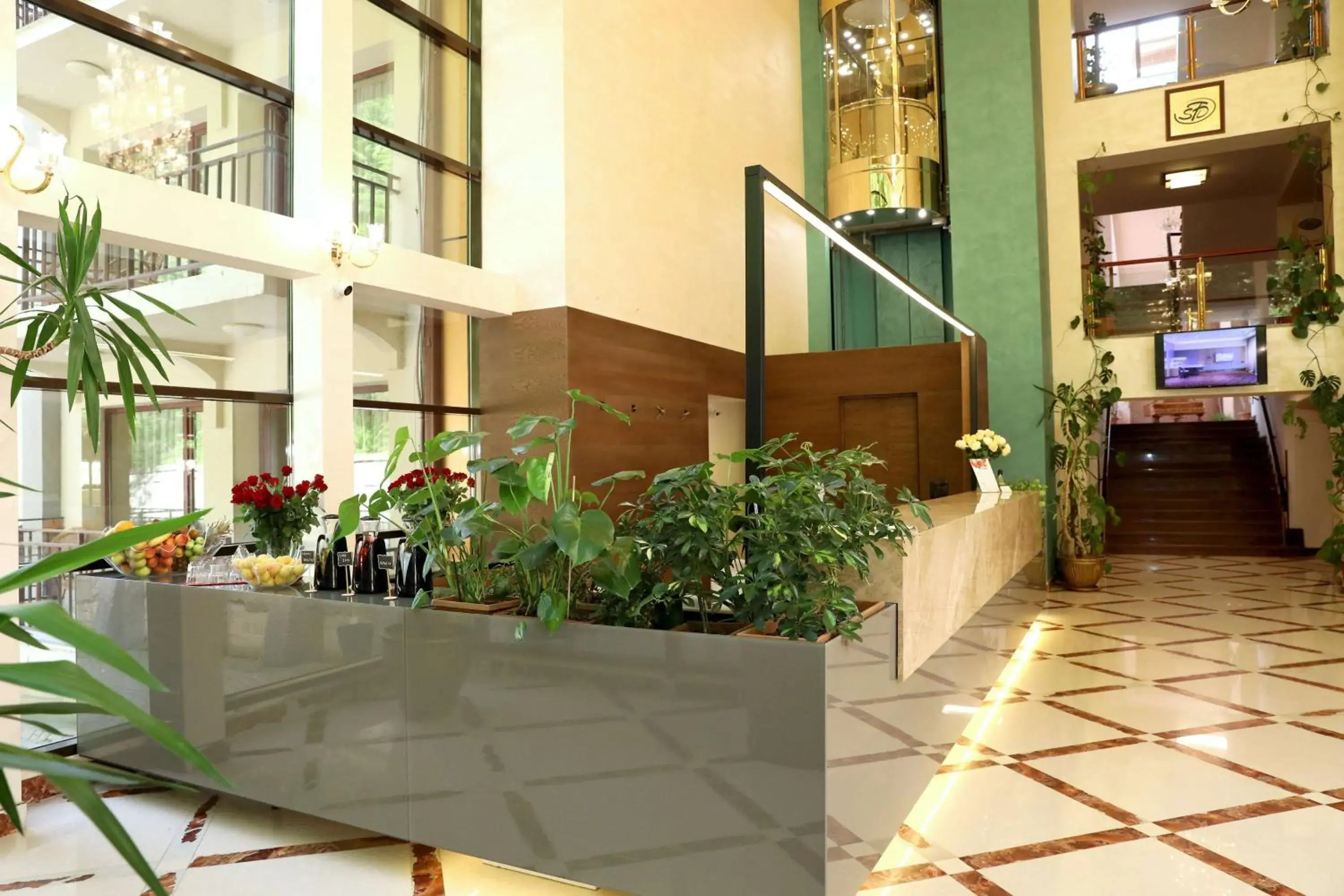 Lobby or reception in Best Western Plus Paradise Hotel Dilijan