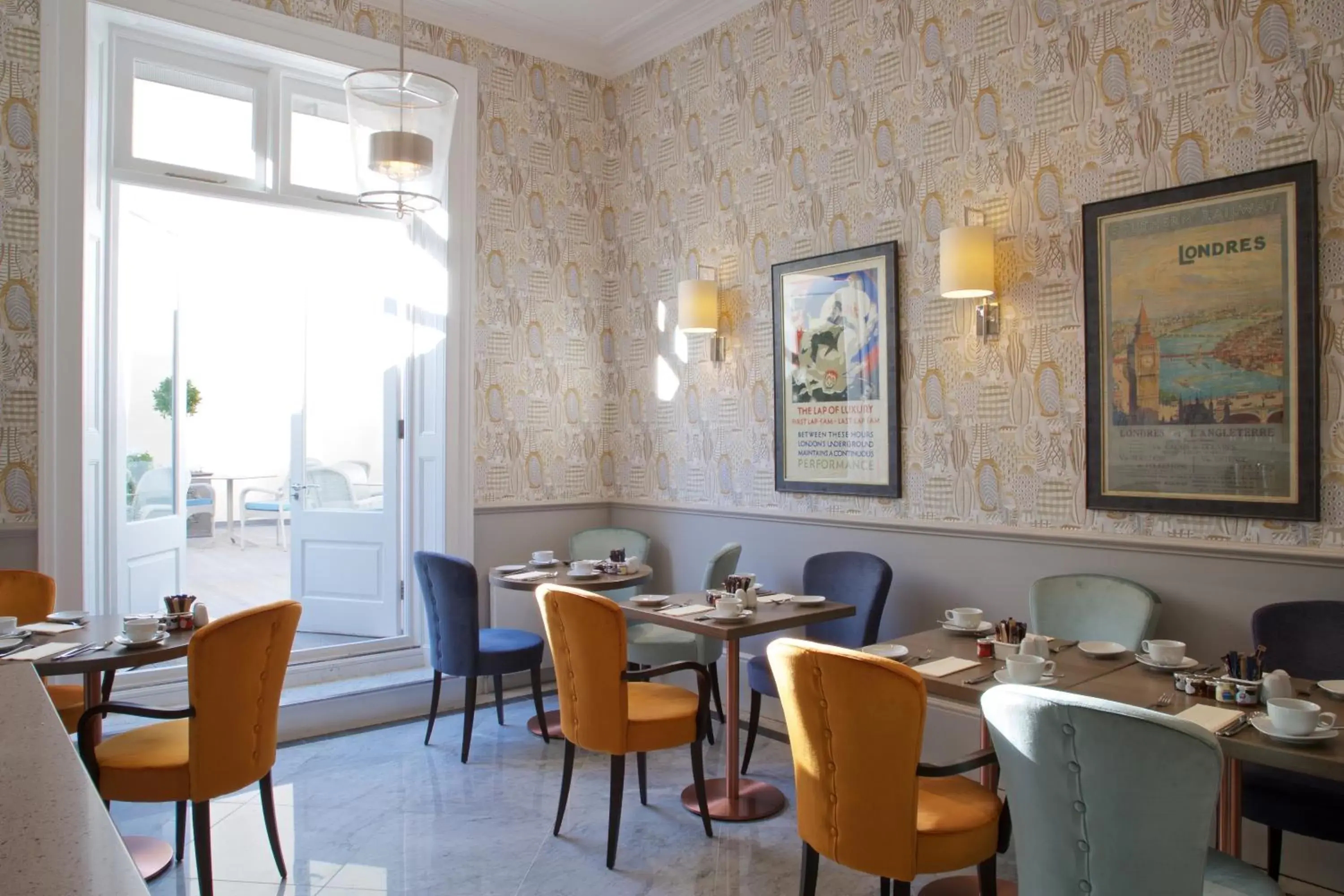 Restaurant/places to eat in 54 Queen's Gate Hotel Restaurant/places to eat in 54 Queen's Gate Hotel