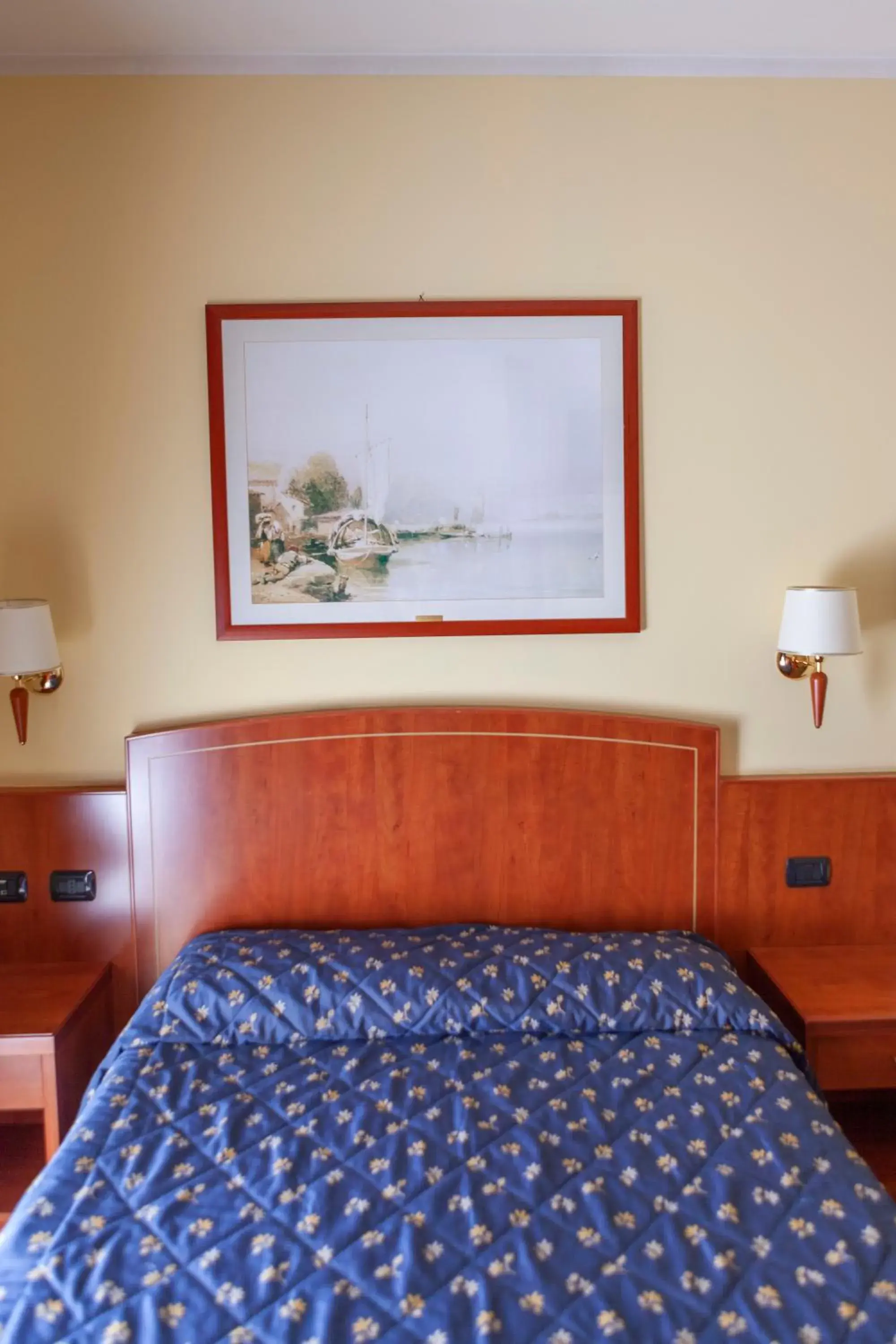 Bed in Hotel Olivo