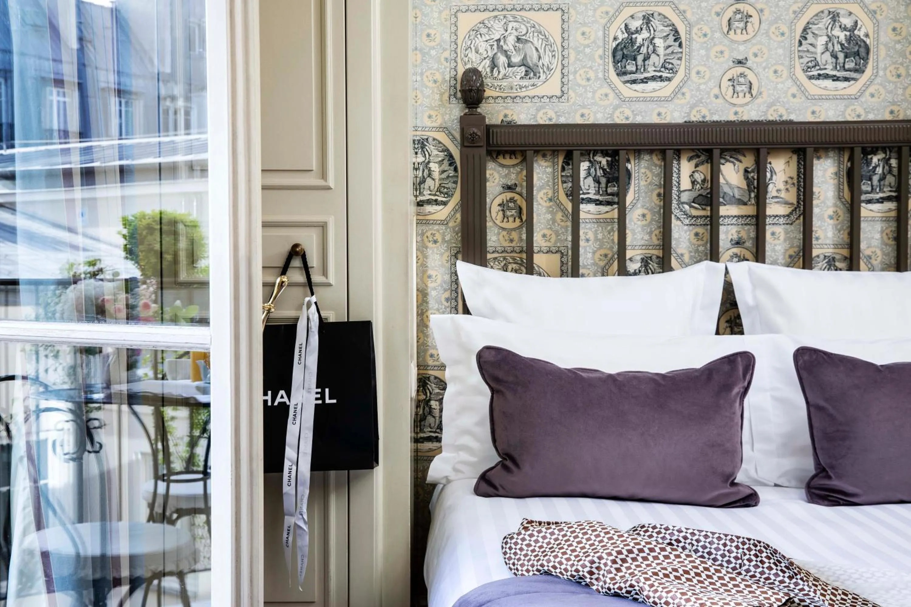 Toilet, Bed in Arioso