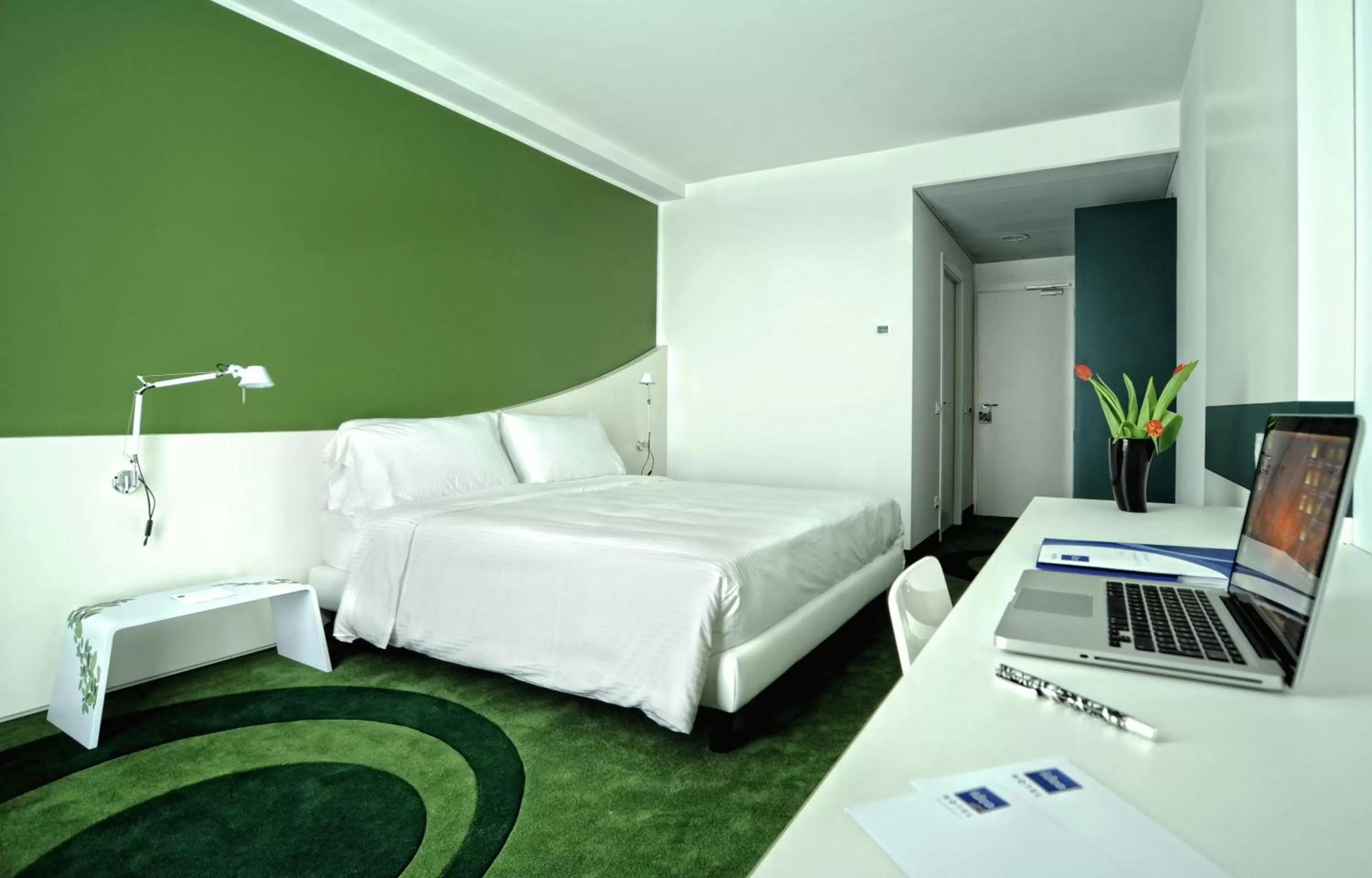 Photo of the whole room, Bed in Idea Hotel Milano Malpensa Airport