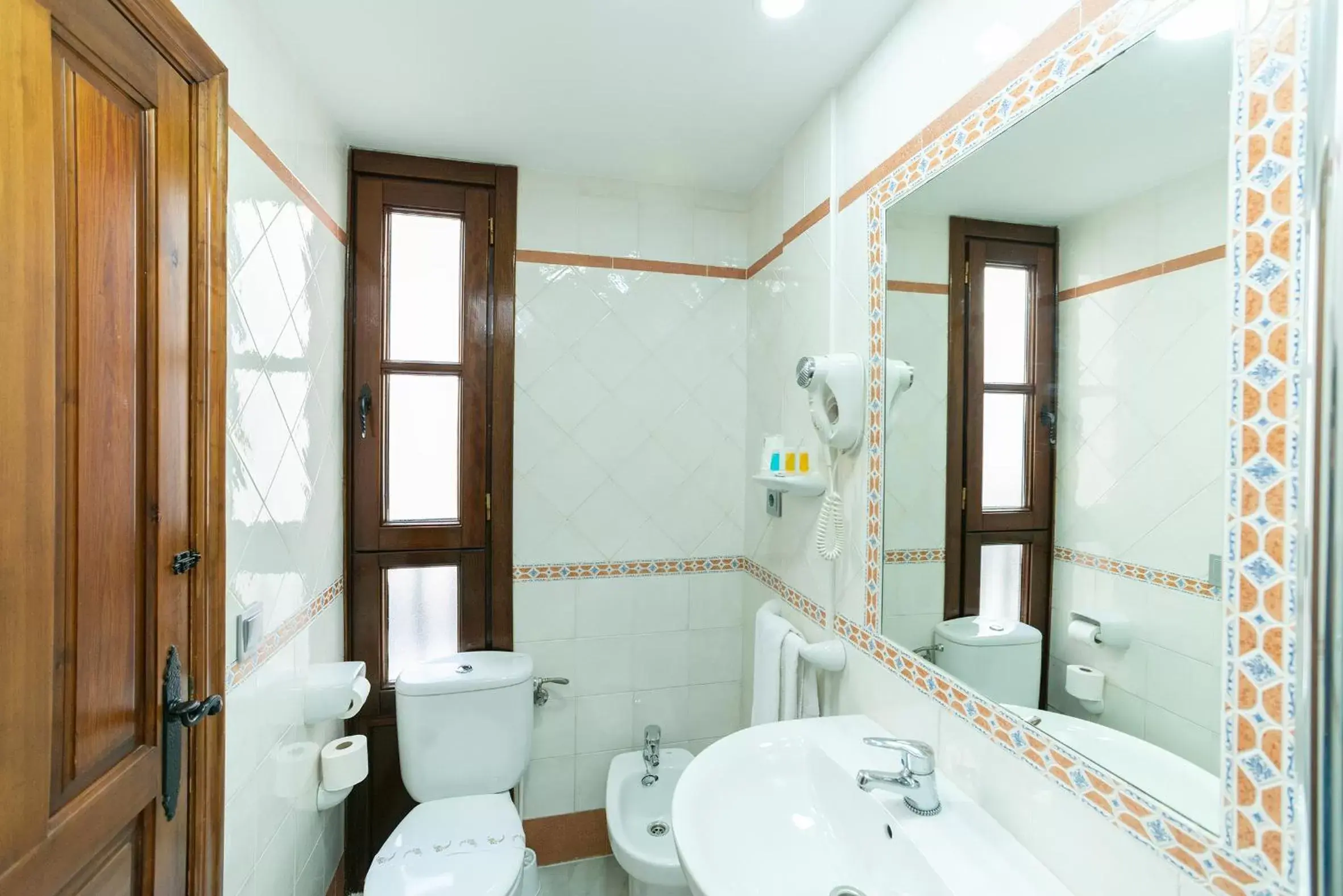 Bathroom in Hotel Mezquita