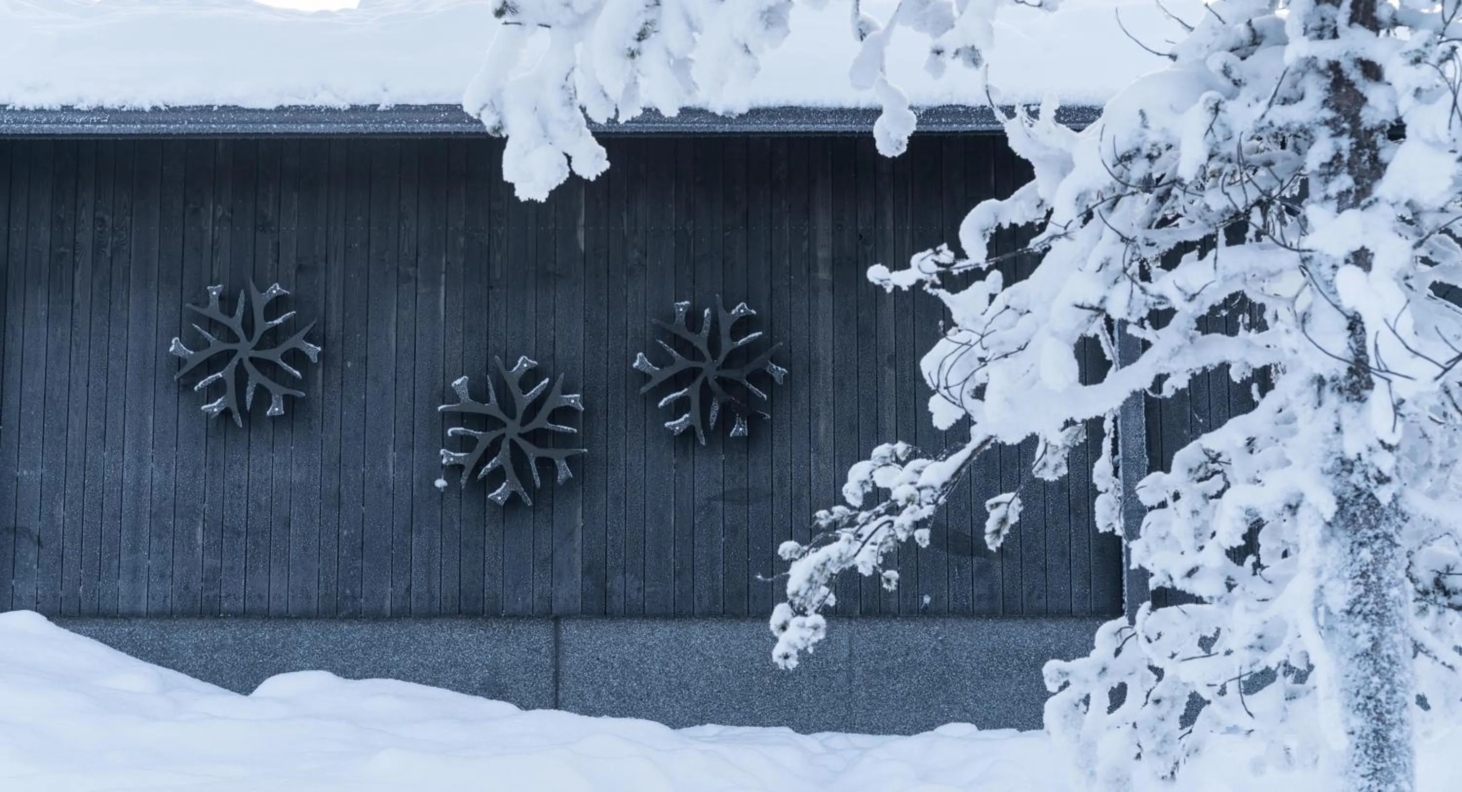 Decorative detail in Santa's Igloos Arctic Circle