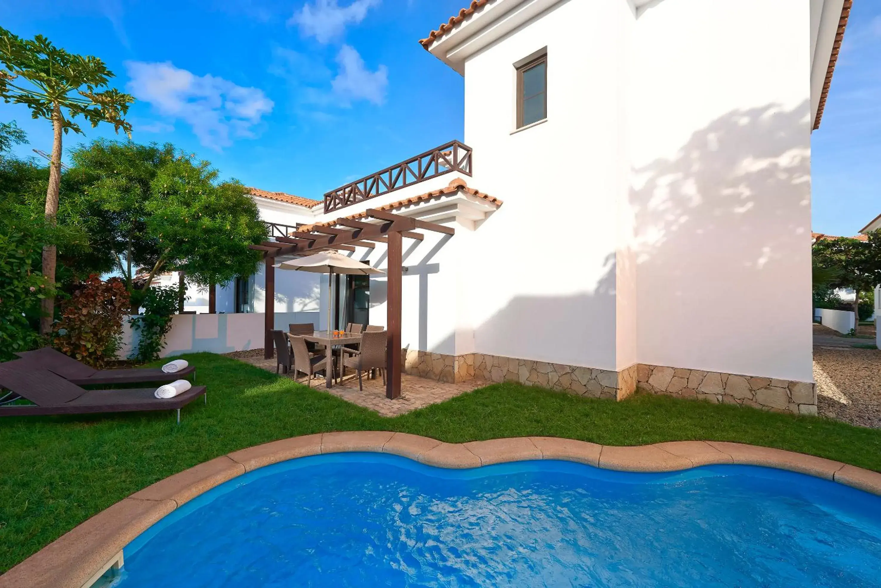 Swimming pool in Melia Tortuga Beach