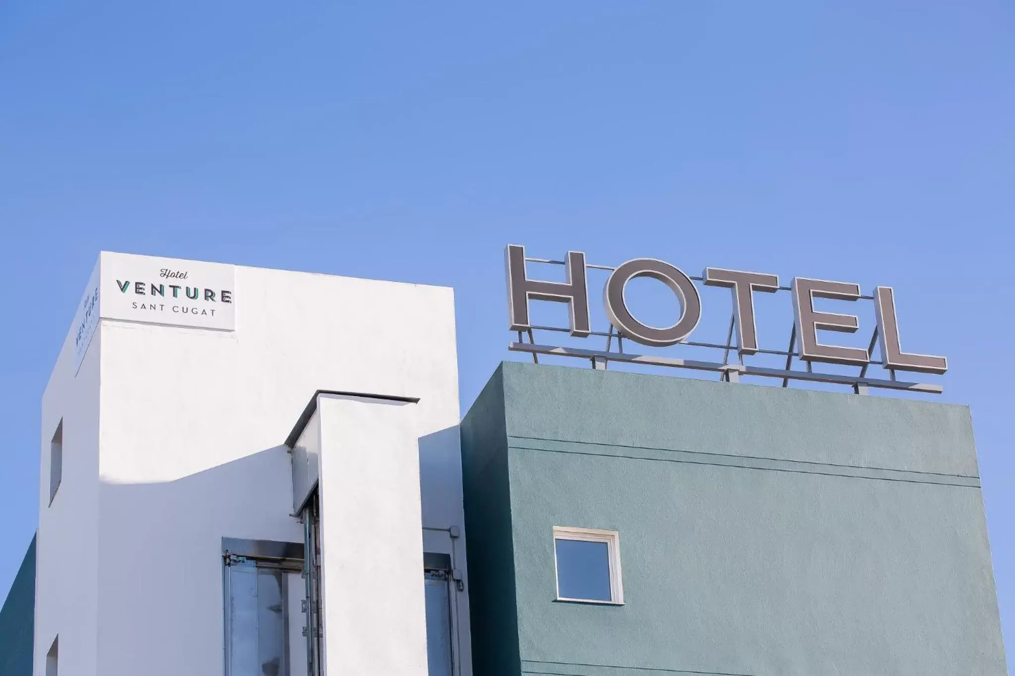 Facade/entrance in Hotel Venture Sant Cugat Facade/entrance in Hotel Venture Sant Cugat