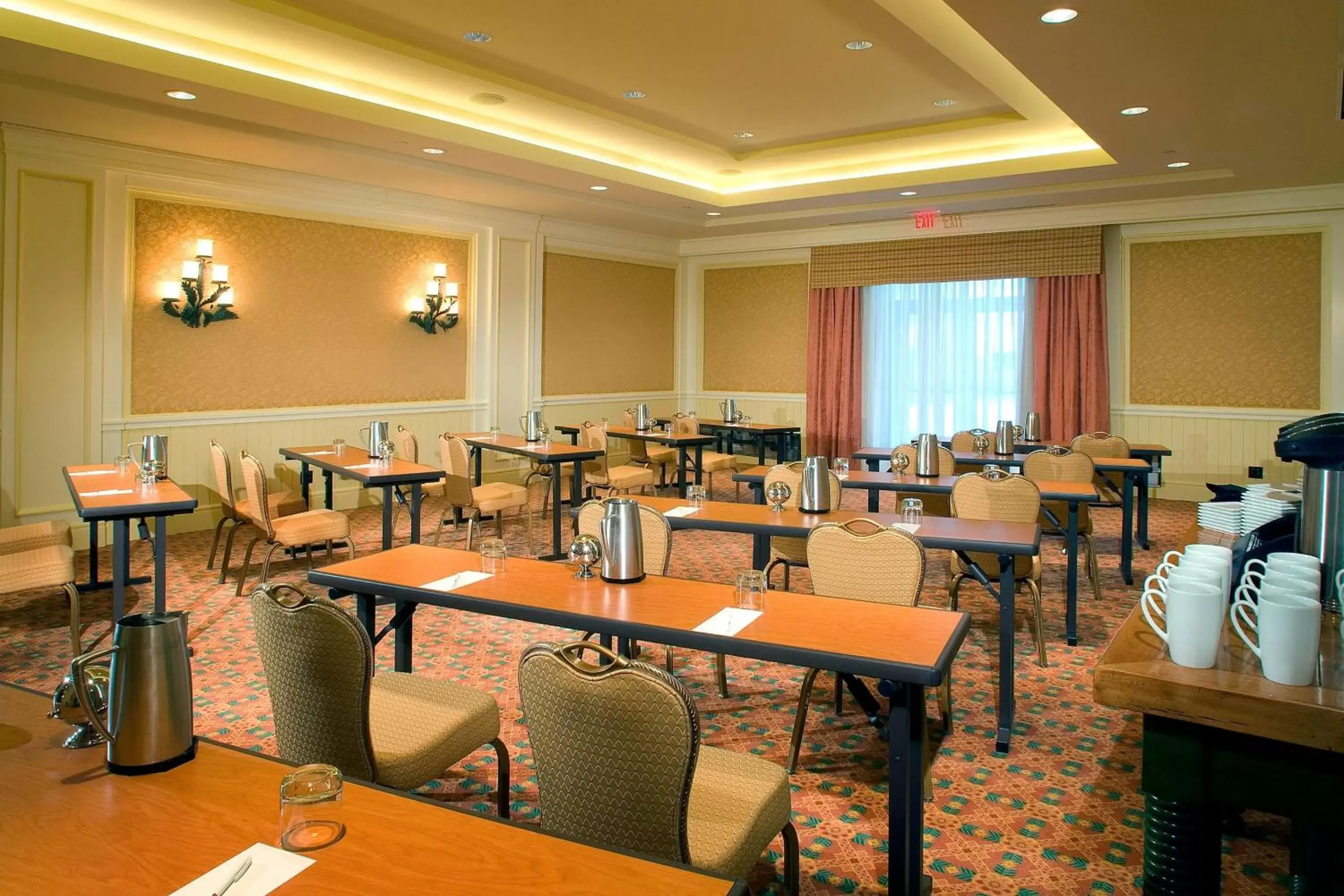 Meeting/conference room, Restaurant/Places to Eat in JW Marriott The Rosseau Muskoka Resort & Spa