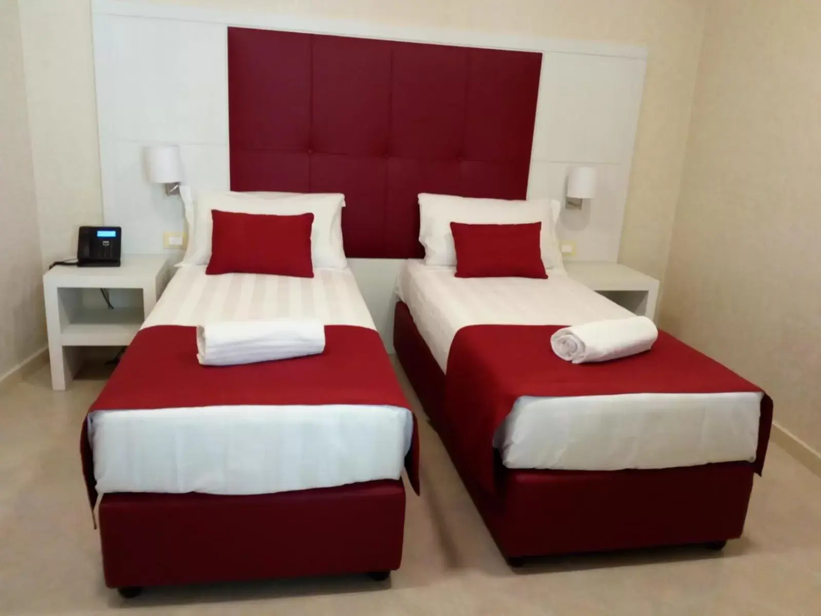 Bed in La Serenissima Hotel