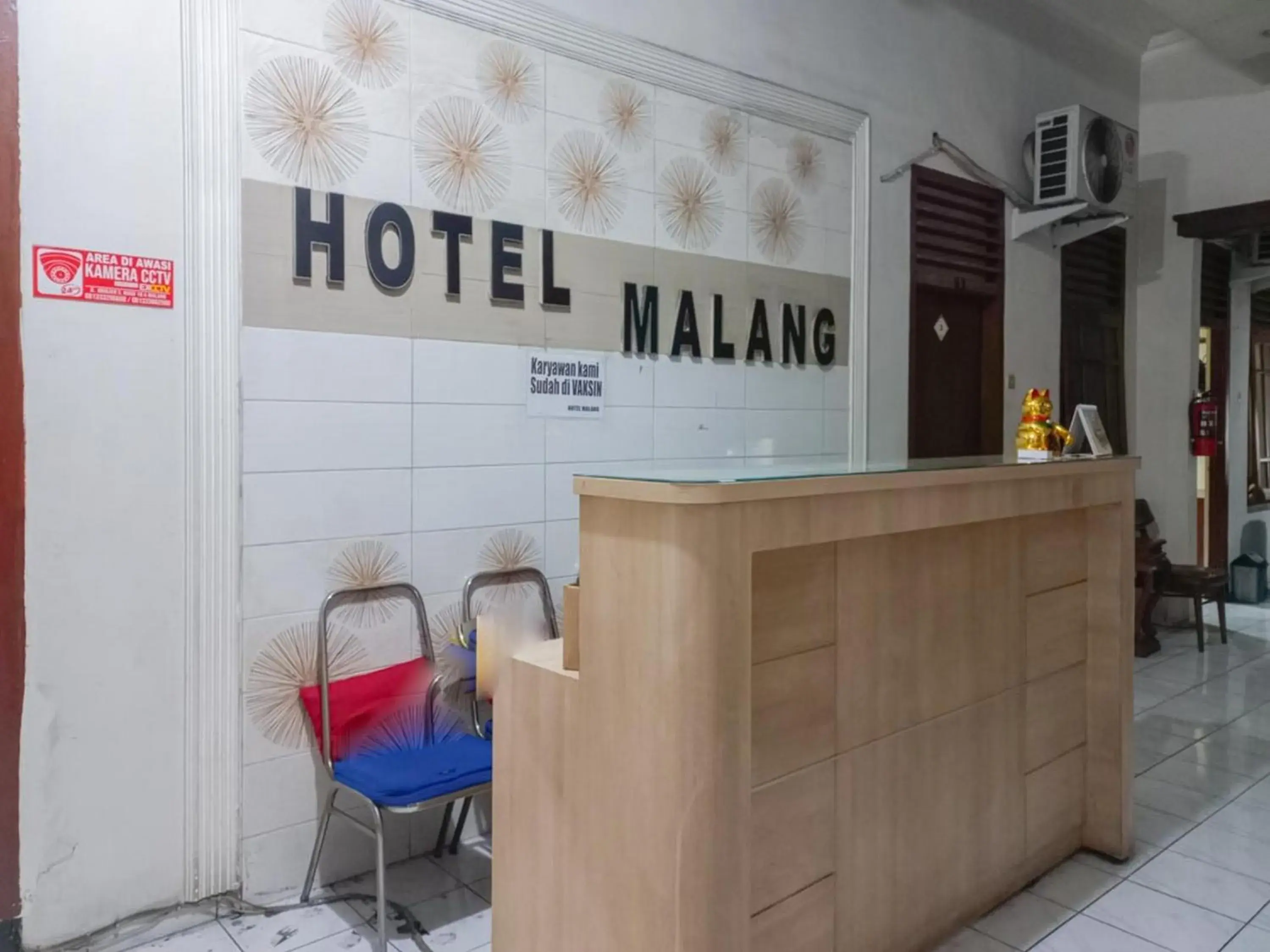 Lobby or reception in Hotel Malang near Alun Alun Malang RedPartner