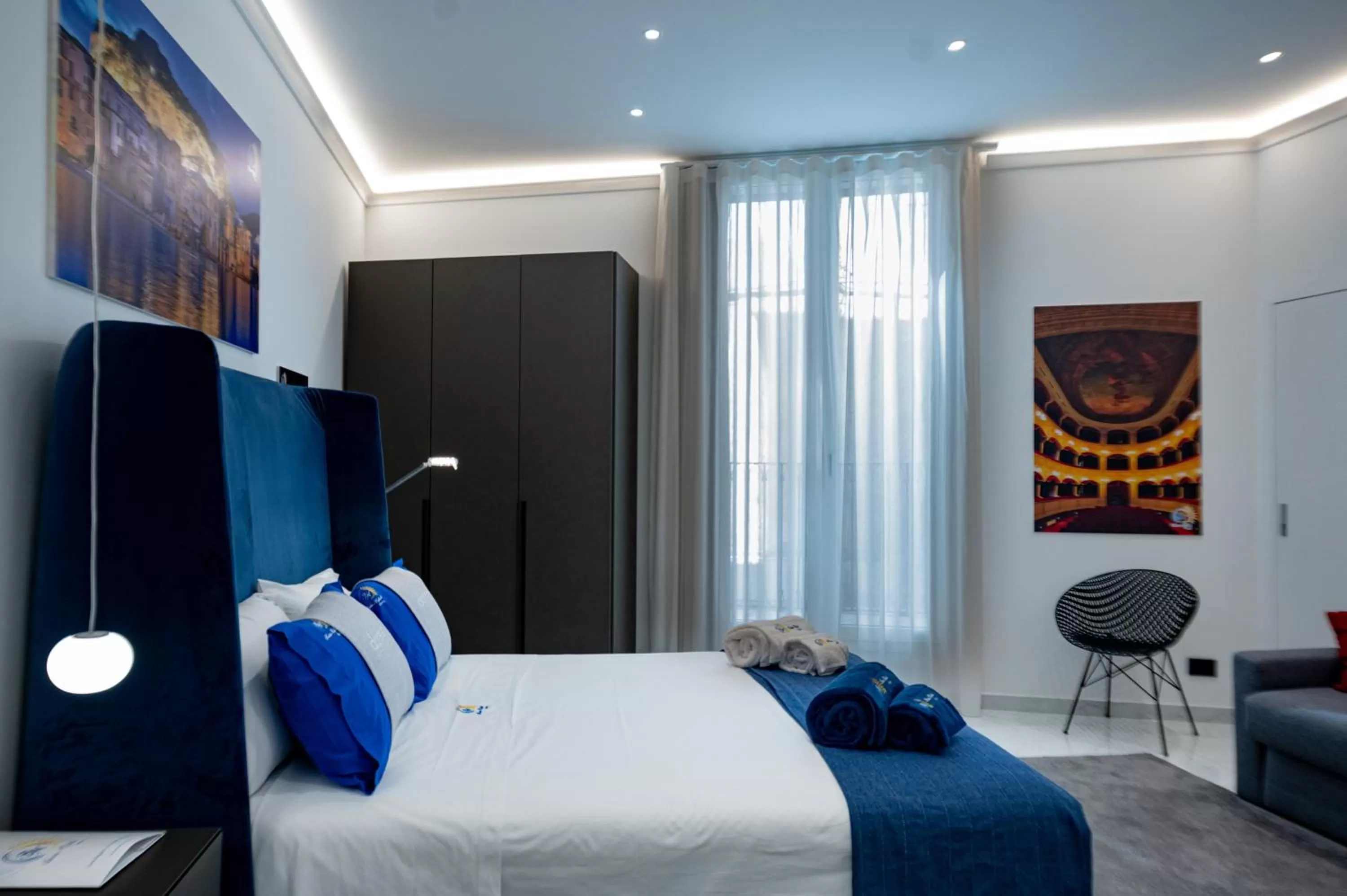 Photo of the whole room, Bed in BM SUITES CEFALU