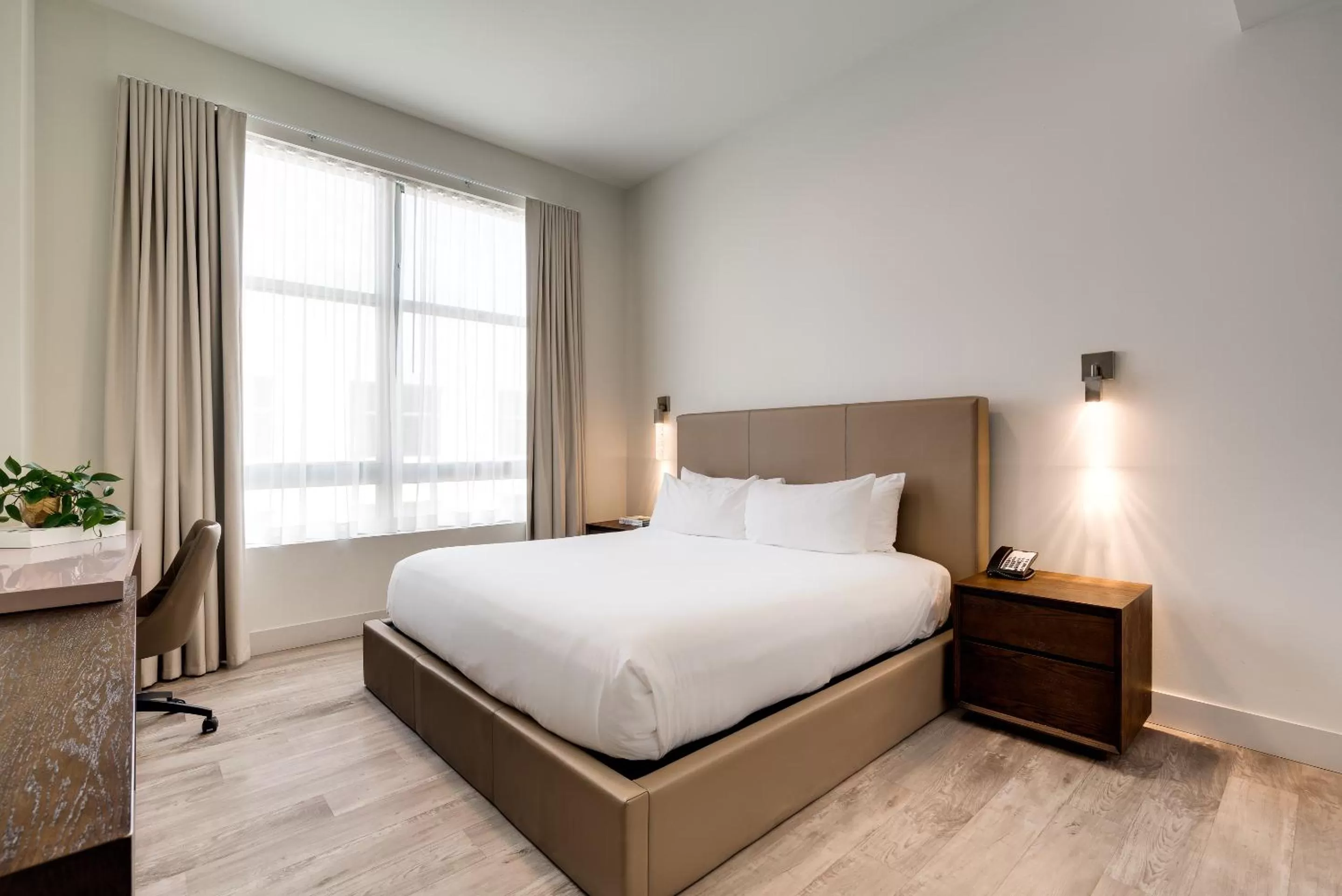 Bedroom, Bed in Costa Hollywood Beach Resort - An All Suite Hotel