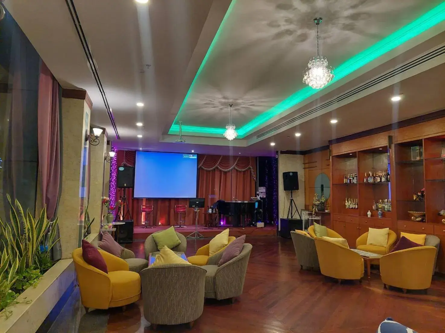 Restaurant/places to eat, Lounge/Bar in Summit Pavilion Hotel (SHA Extra Plus)