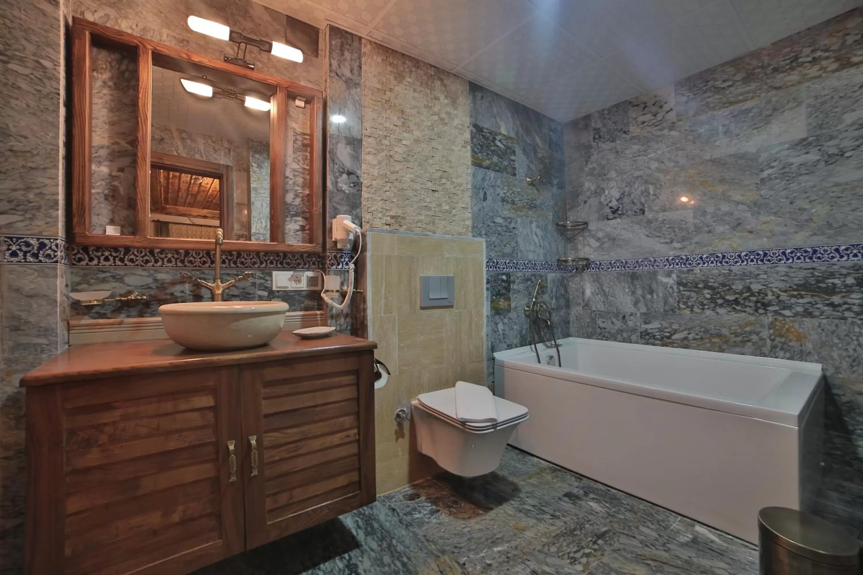 Bathroom in Caravanserai Inn Hotel