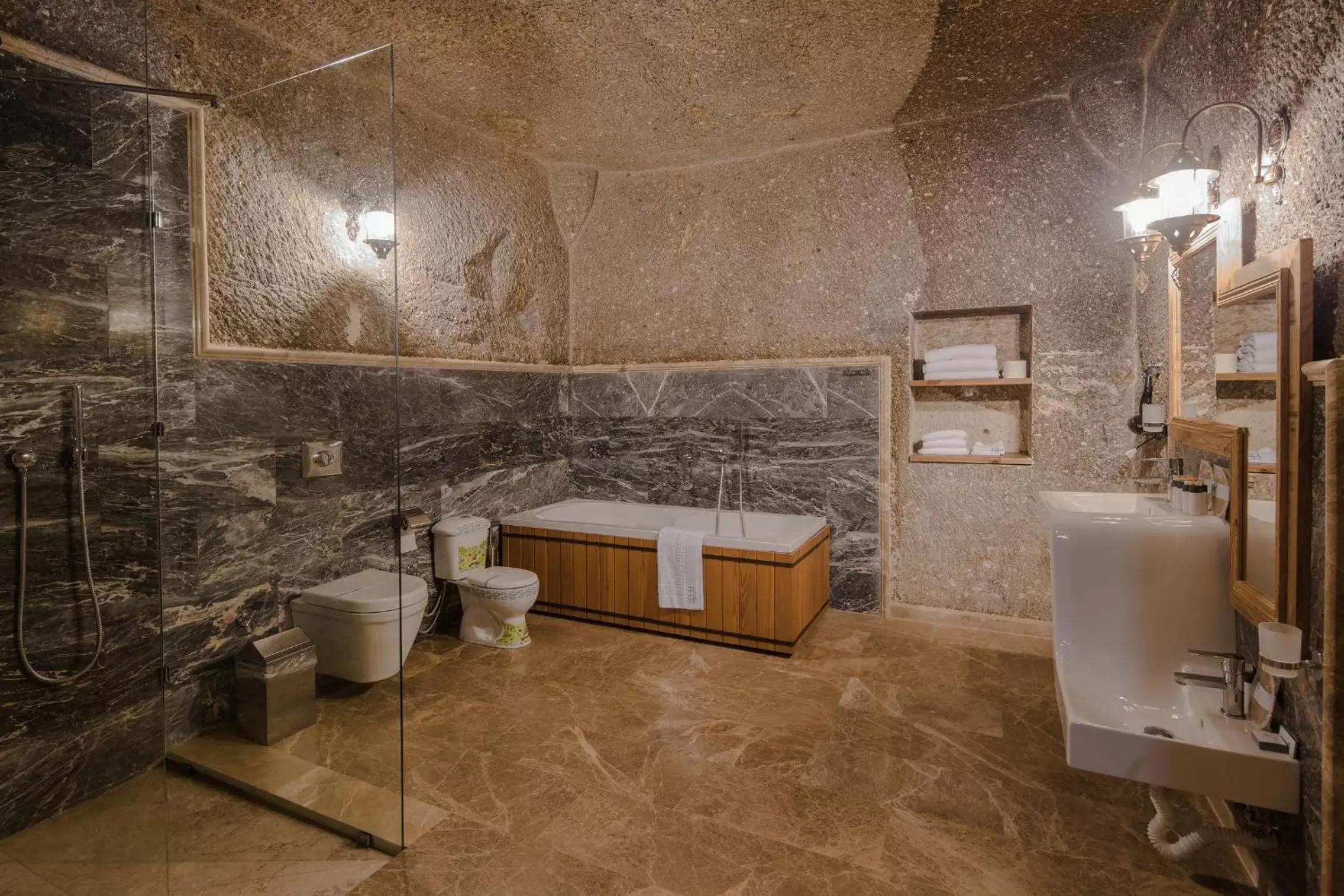 Bathroom in Lunar Cappadocia Hotel