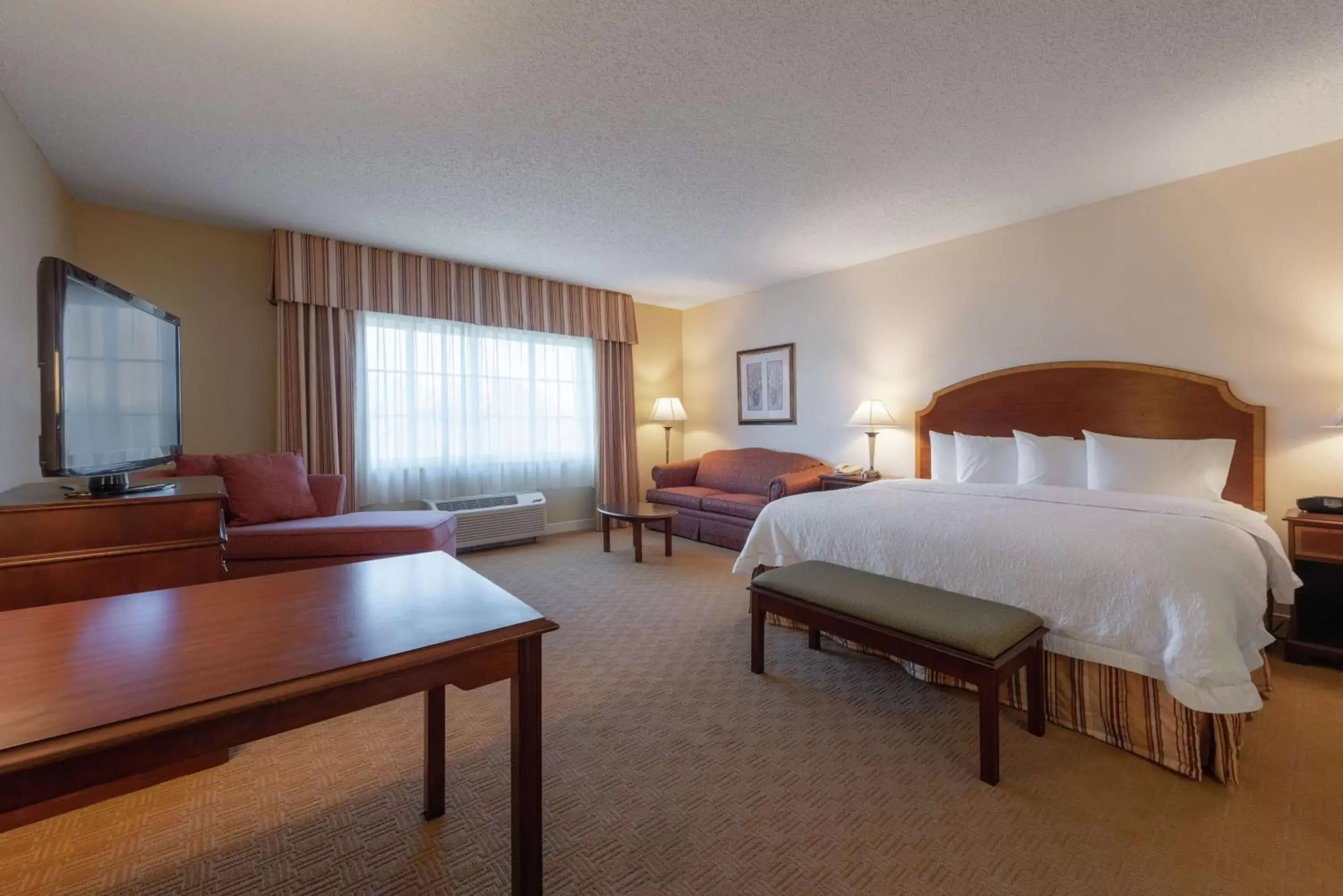 Bedroom in Hampton Inn & Suites - Vicksburg