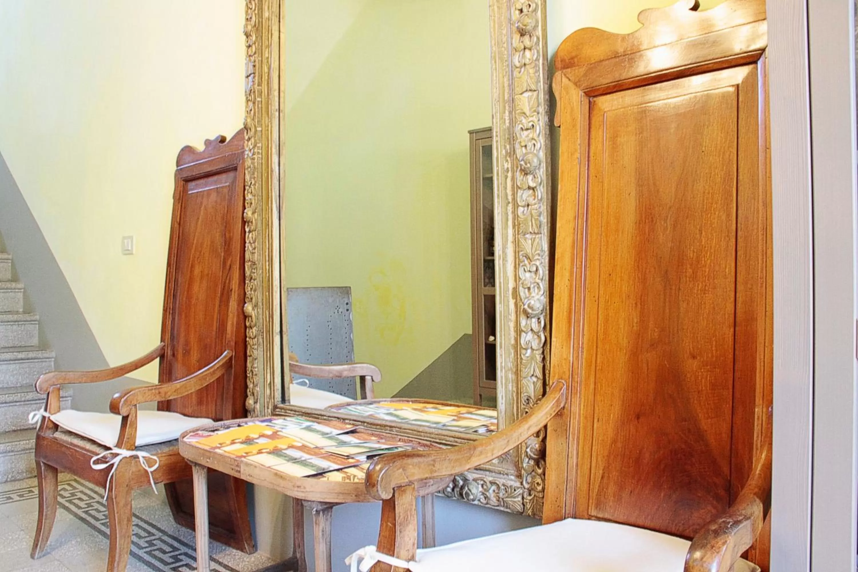 Decorative detail, Dining Area in Locanda Delle Mura Anna De Croy