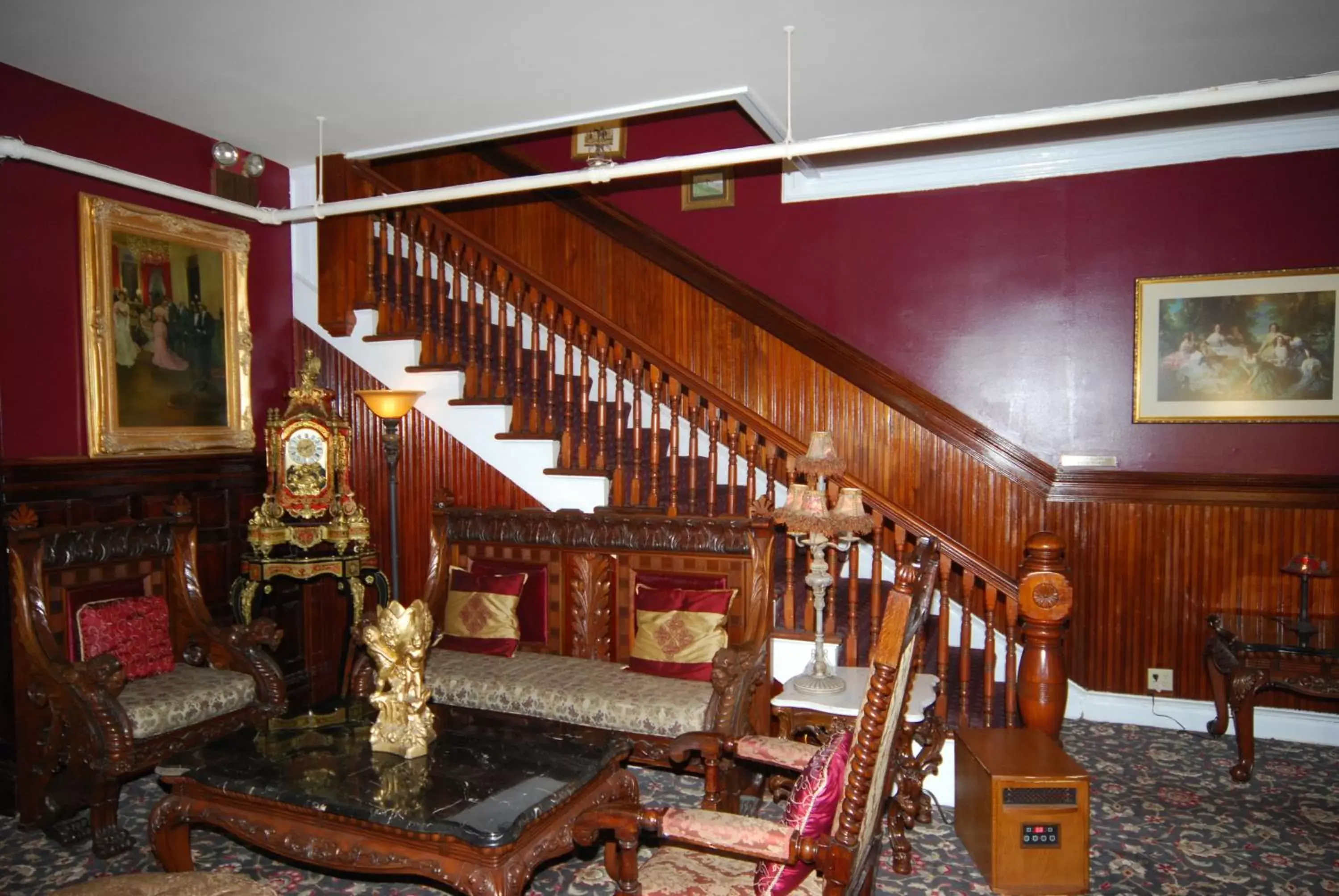 Living room, Seating Area in Queen Anne