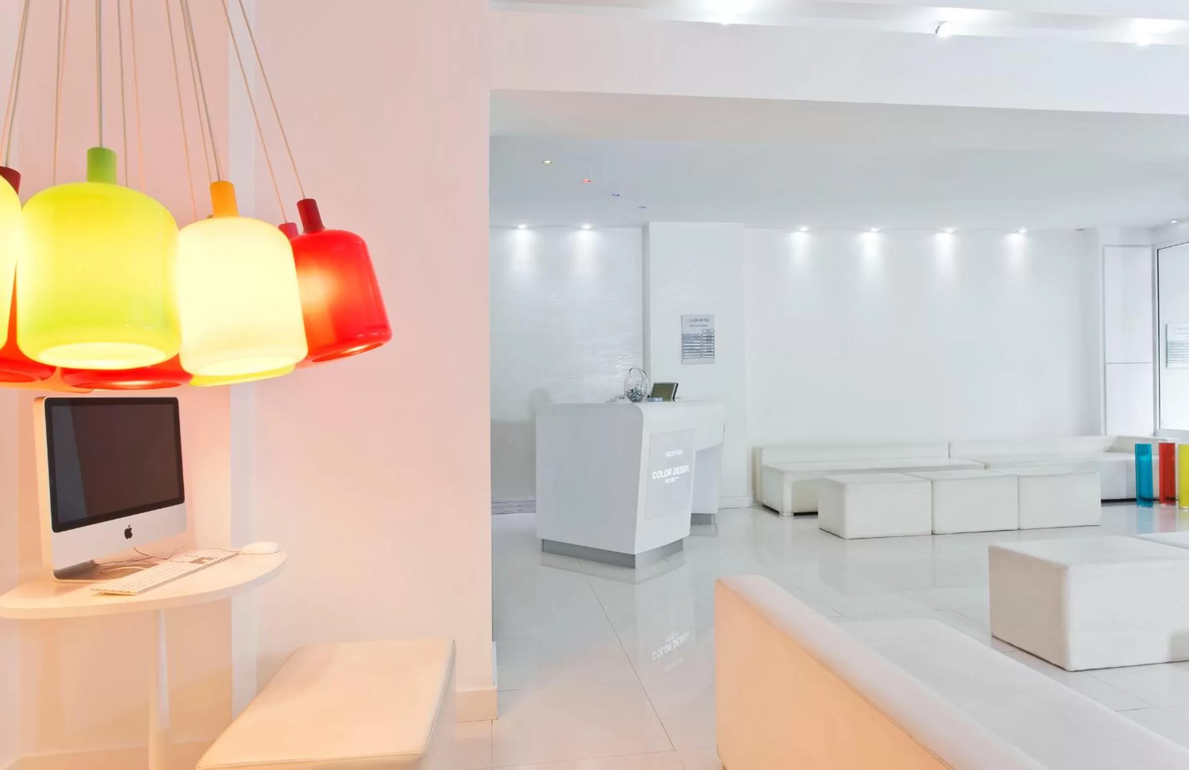 TV and multimedia in Color Design Hotel