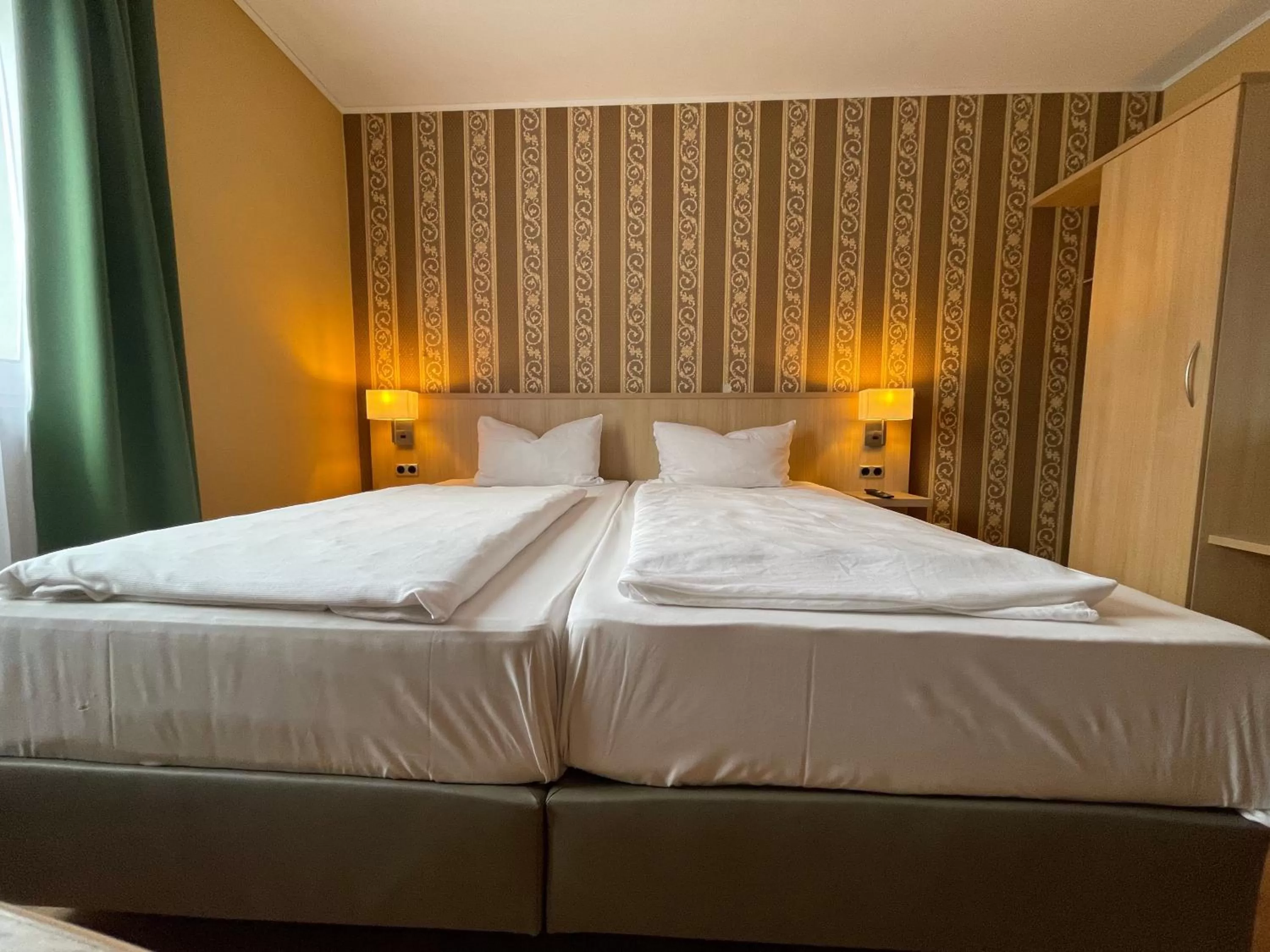 Photo of the whole room, Bed in Hafner Hotel- Apartment