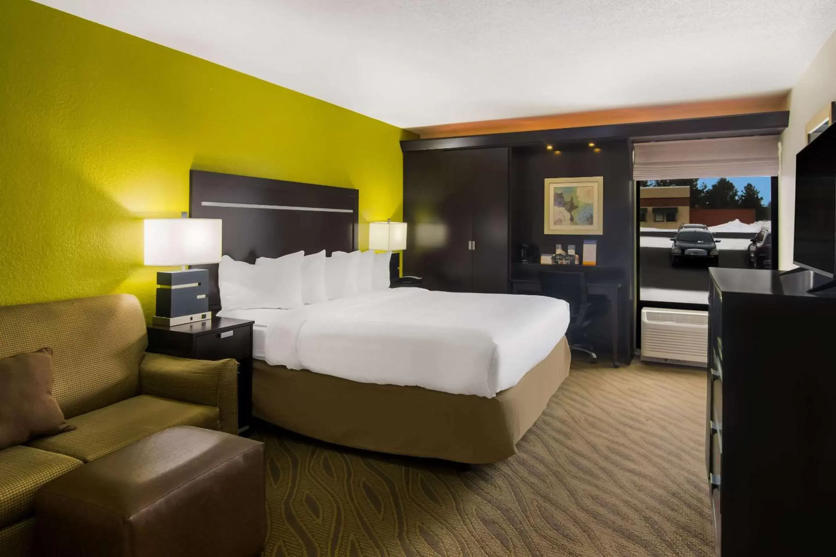 Bedroom, Bed in Comfort Inn