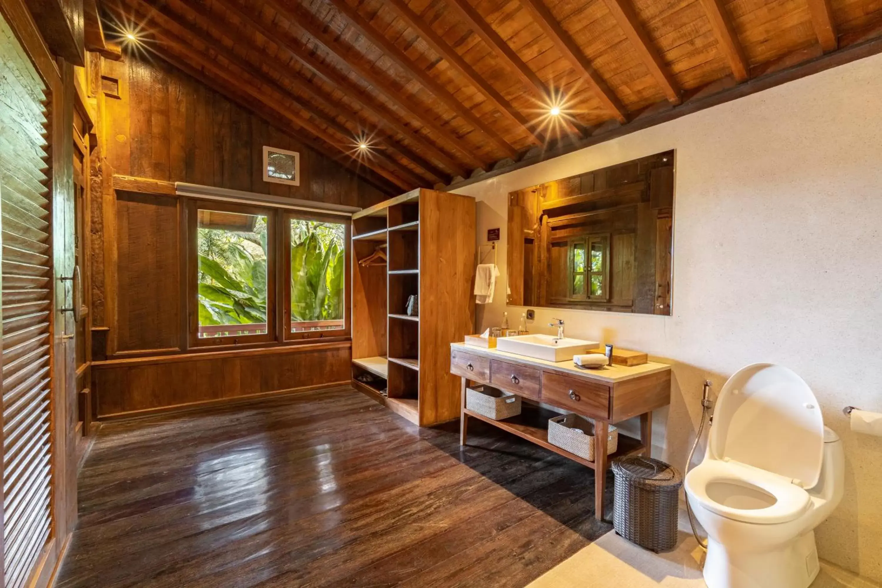 Toilet, Dining Area in Ubud Valley Boutique Resort