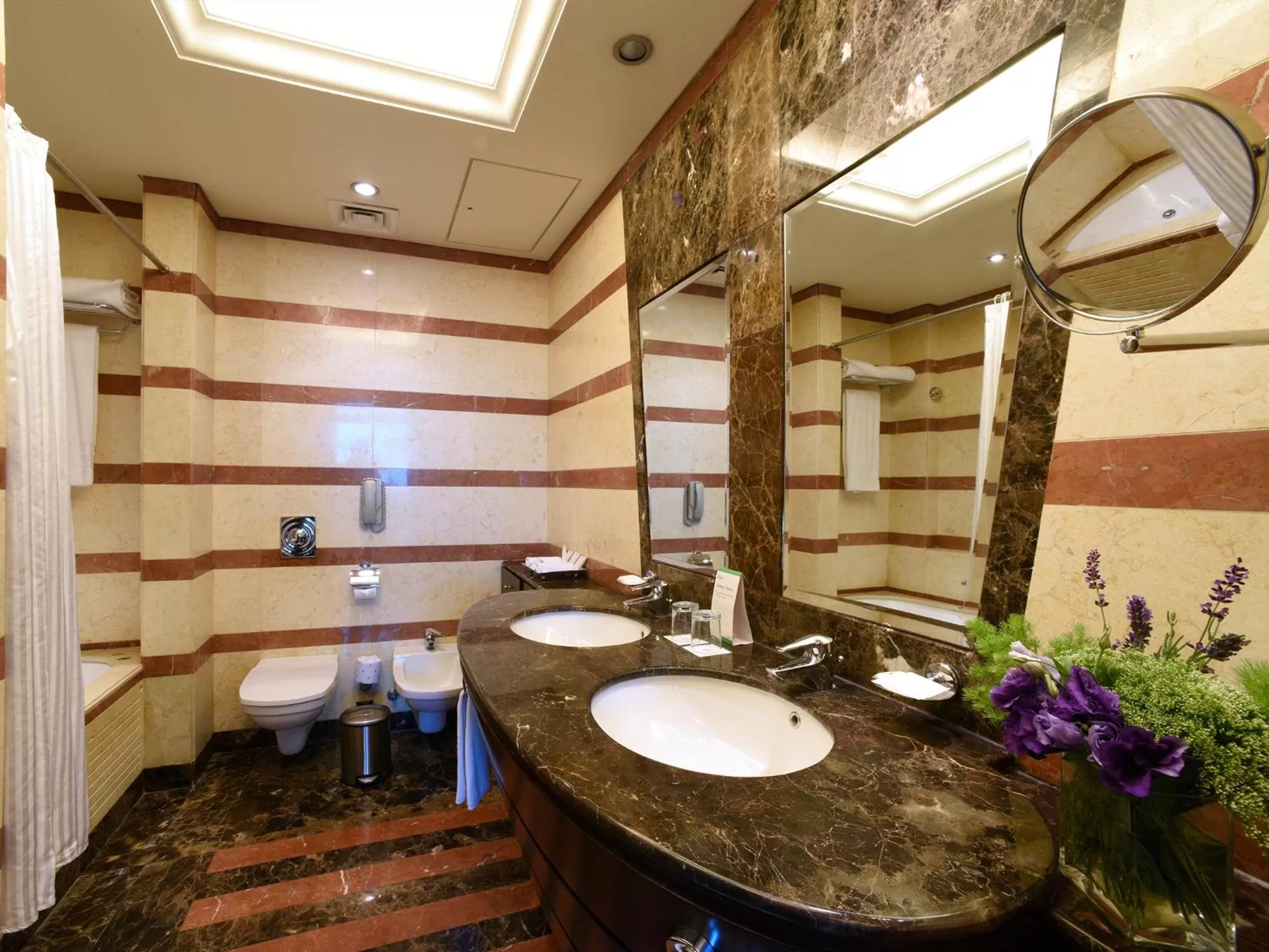 Bathroom in Raouche Arjaan by Rotana