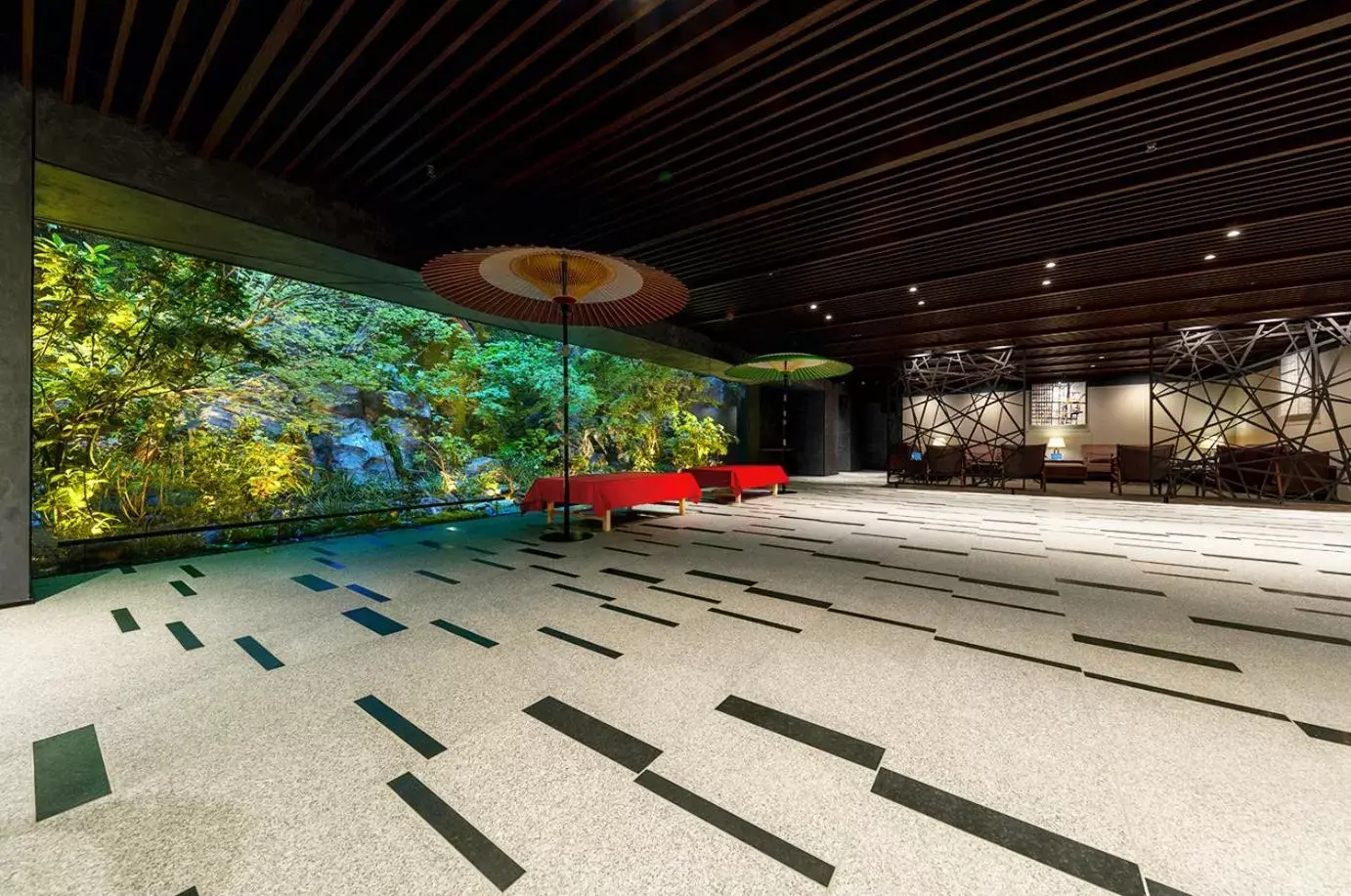 Lobby or reception in Solaria Nishitetsu Hotel Kyoto Premier